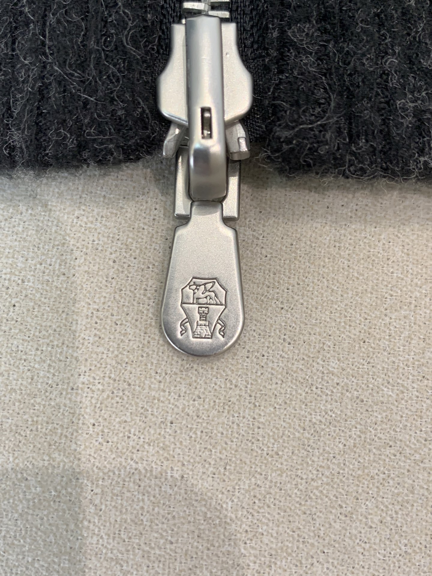 BC-Brunello Cucineli 2025秋冬新款男士针织毛呢夹克外套，众多明星都爱穿的时尚百搭