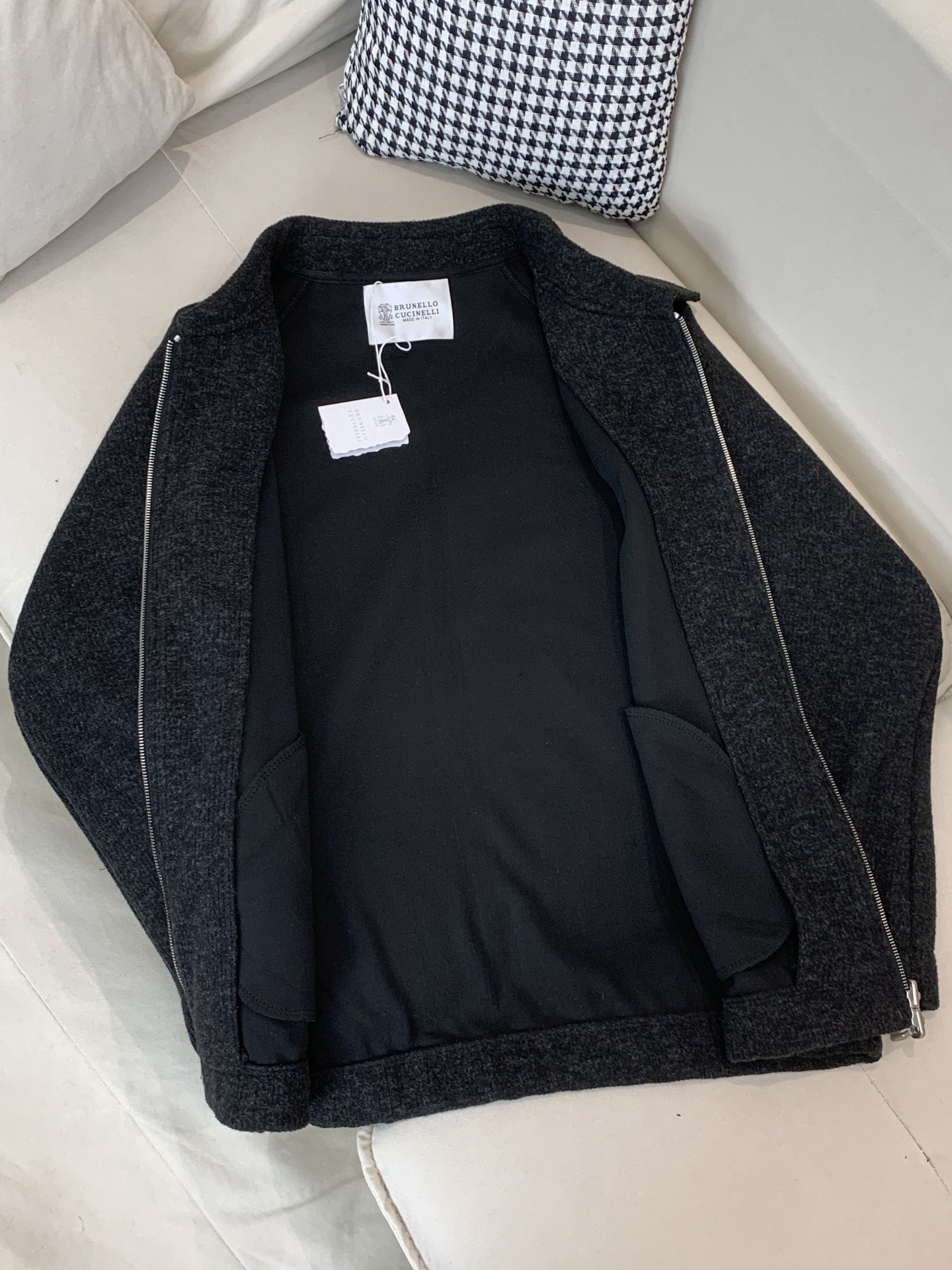 BC-Brunello Cucineli 2025秋冬新款男士针织毛呢夹克外套，众多明星都爱穿的时尚百搭