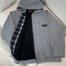 Loro Piana&lP🆕FW2025新款针织毛呢连帽夹克外套。全系采用原版五金,非常高级,立挺有型; Loro Piana&lP🆕FW2025新款针织毛呢连帽夹克外套。全系采用原版五金,非常高级,立挺有型;