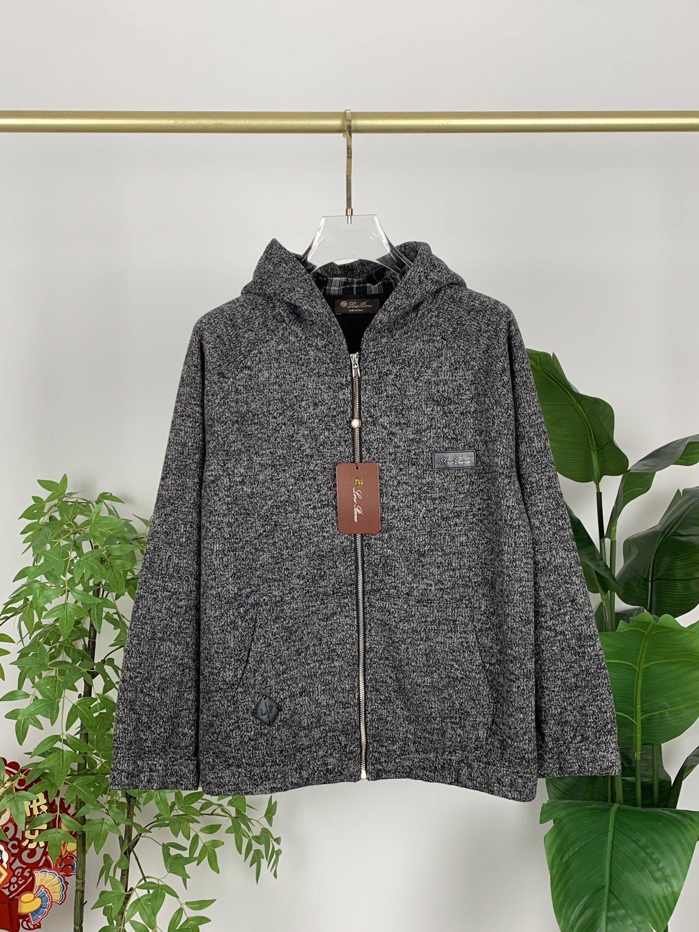 lP🆕-LoroPiana诺悠翩雅🆕25FW秋冬新款老钱风羊毛夹克立领外套，选用进口羊毛面料混纺，拼接配