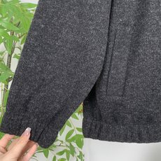 lP🆕-LoroPiana诺悠翩雅🆕25FW秋冬新款老钱风羊毛夹克立领外套,选用进口羊毛面料混纺,拼接配 lP🆕-LoroPiana诺悠翩雅🆕25FW秋冬新款老钱风羊毛夹克立领外套,选用进口羊毛面料混纺,拼接配