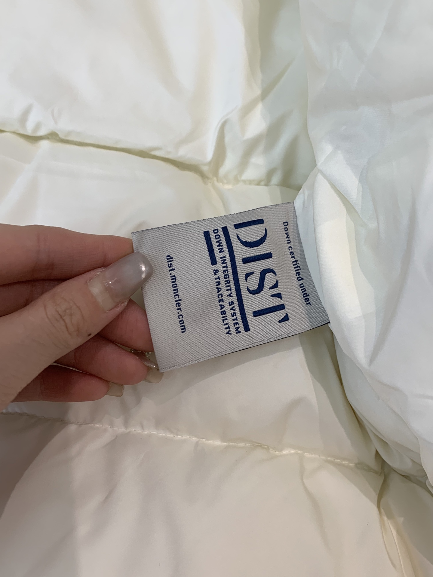 。⬆️Moncler【新品】Maya 70冬季羽绒服夹克外套.干枯玫瑰粉.珍珠灰.火的一塌糊涂.反季柜台