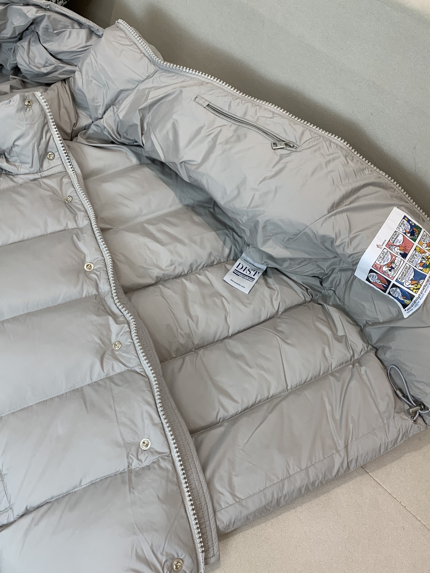 。⬆️Moncler【新品】Maya 70冬季羽绒服夹克外套.干枯玫瑰粉.珍珠灰.火的一塌糊涂.反季柜台