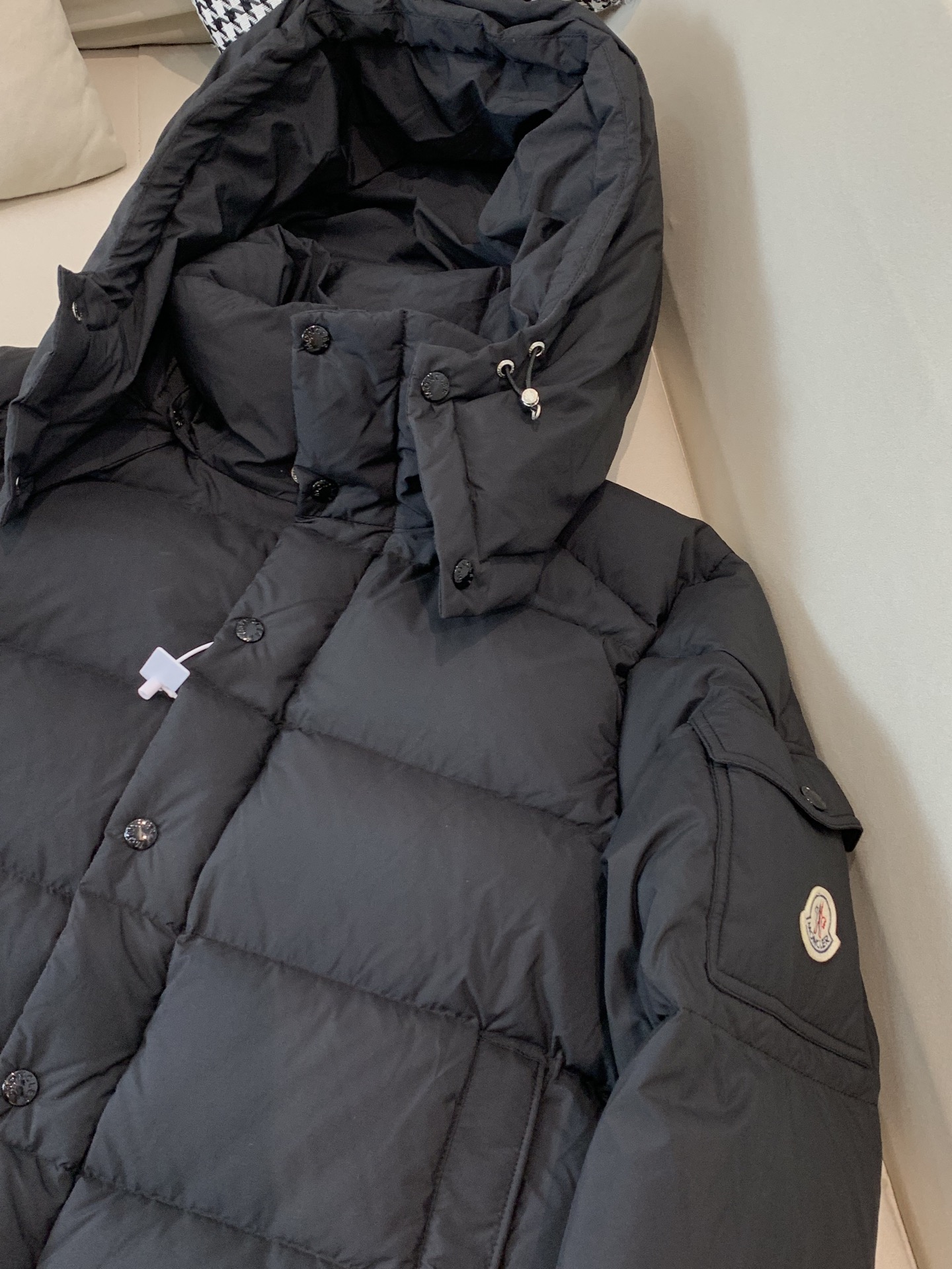 。⬆️Moncler【新品】Maya 70冬季羽绒服夹克外套.干枯玫瑰粉.珍珠灰.火的一塌糊涂.反季柜台