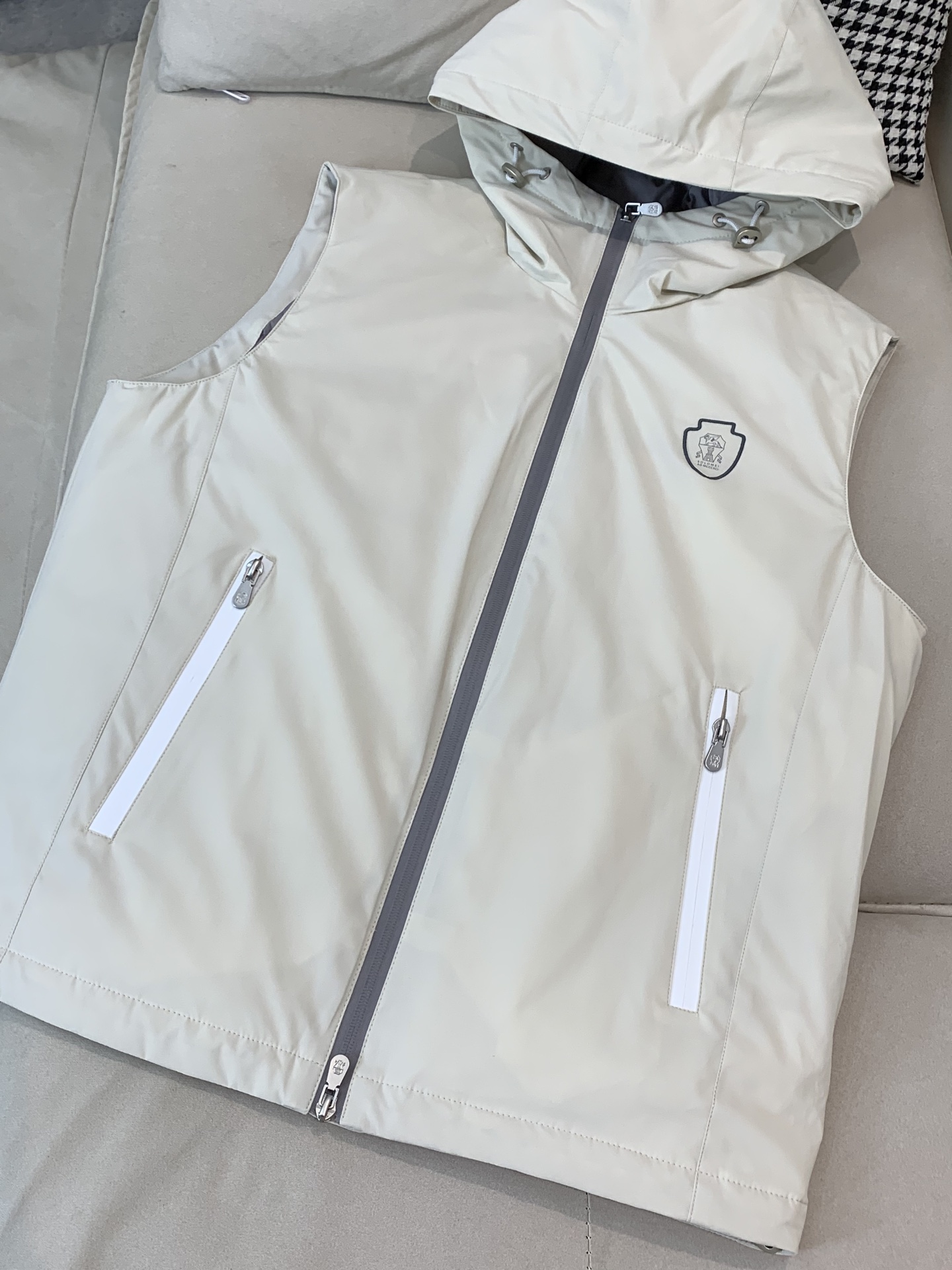 羽绒 BC-Brunello Cucineli 布鲁内洛 •库奇内利💥独家专供秋冬新款连帽羽绒马甲。贸易