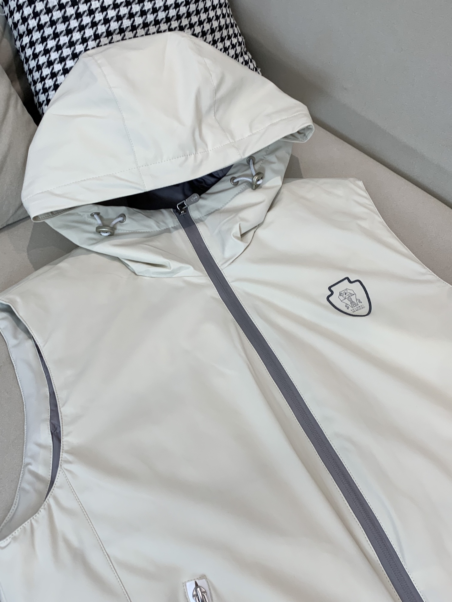 羽绒 BC-Brunello Cucineli 布鲁内洛 •库奇内利💥独家专供秋冬新款连帽羽绒马甲。贸易