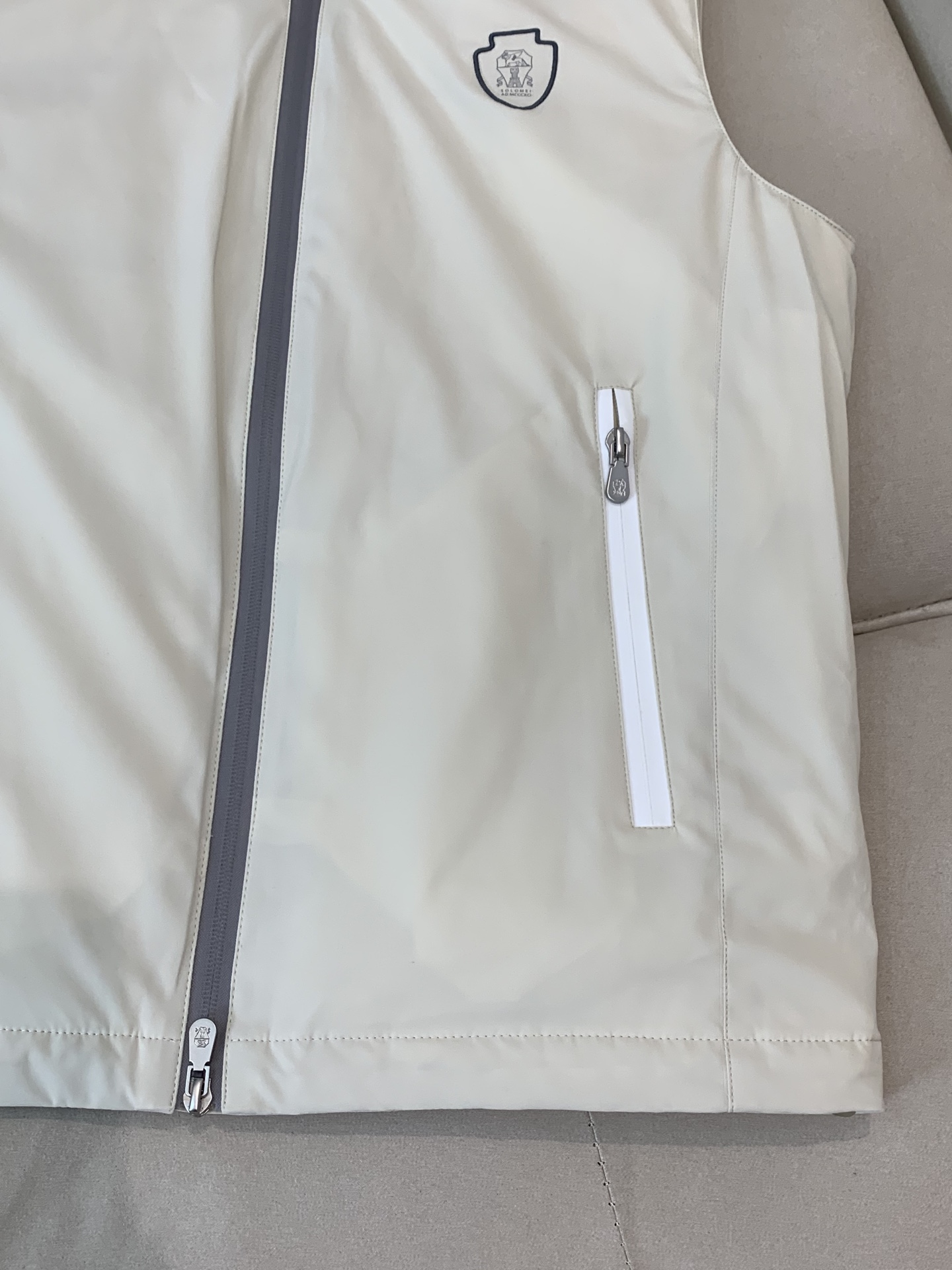 羽绒 BC-Brunello Cucineli 布鲁内洛 •库奇内利💥独家专供秋冬新款连帽羽绒马甲。贸易