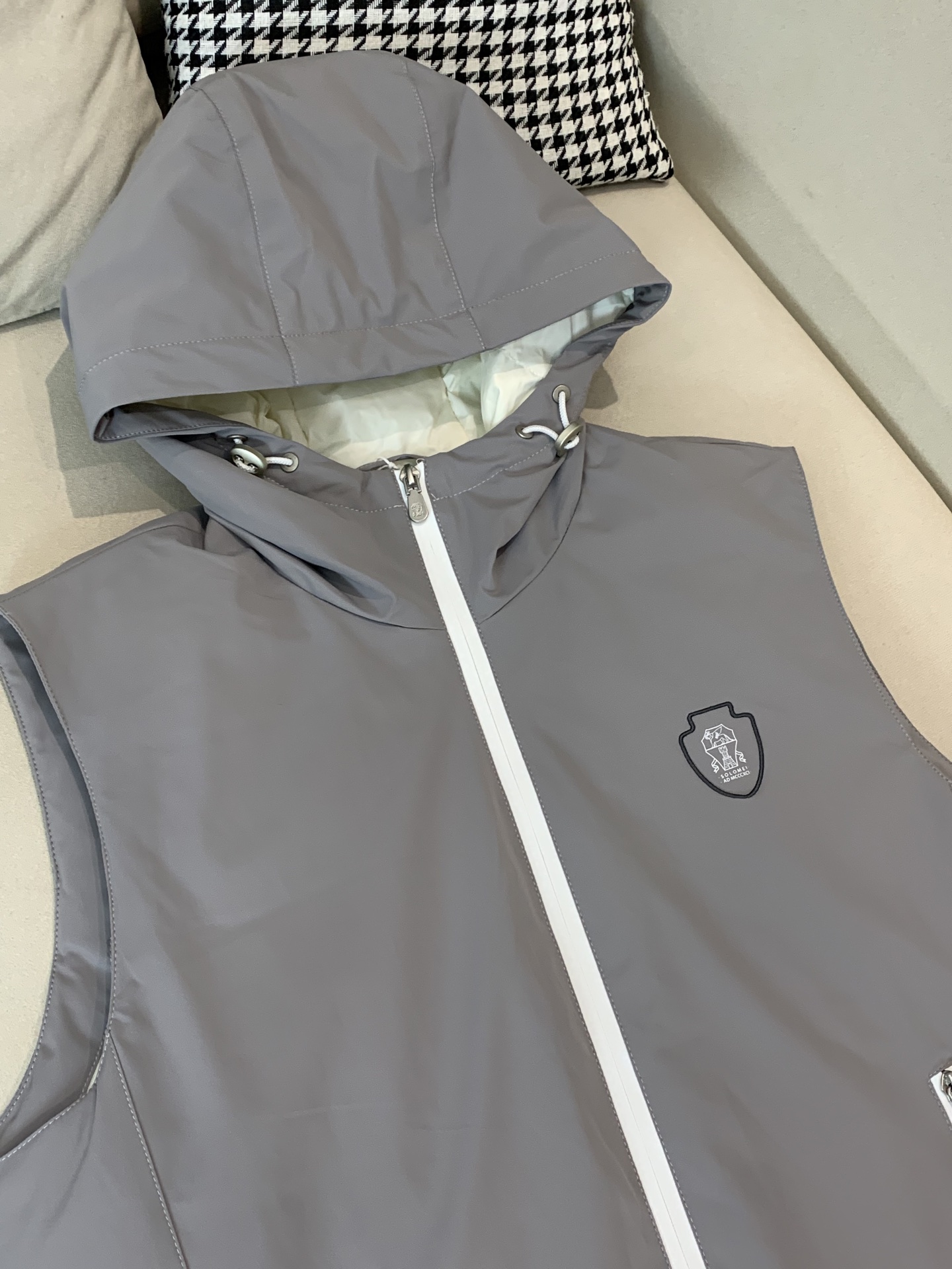 。羽绒 BC-Brunello Cucineli 布鲁内洛 •库奇内利💥独家专供秋冬新款连帽羽绒马甲。贸