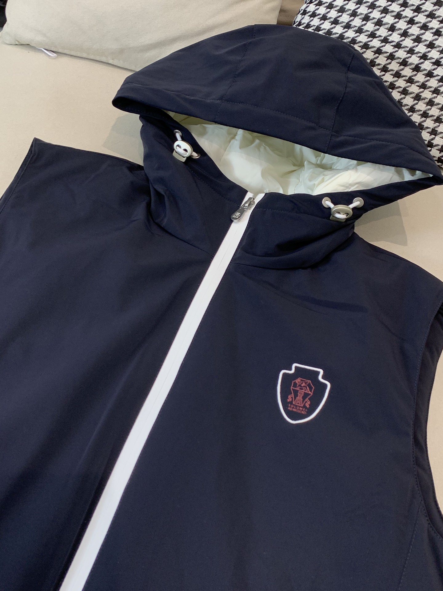 羽绒 BC-Brunello Cucineli 布鲁内洛 •库奇内利💥独家专供秋冬新款连帽羽绒马甲。贸易