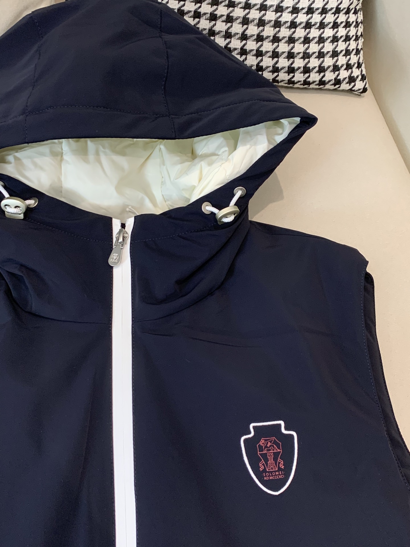 羽绒 BC-Brunello Cucineli 布鲁内洛 •库奇内利💥独家专供秋冬新款连帽羽绒马甲。贸易