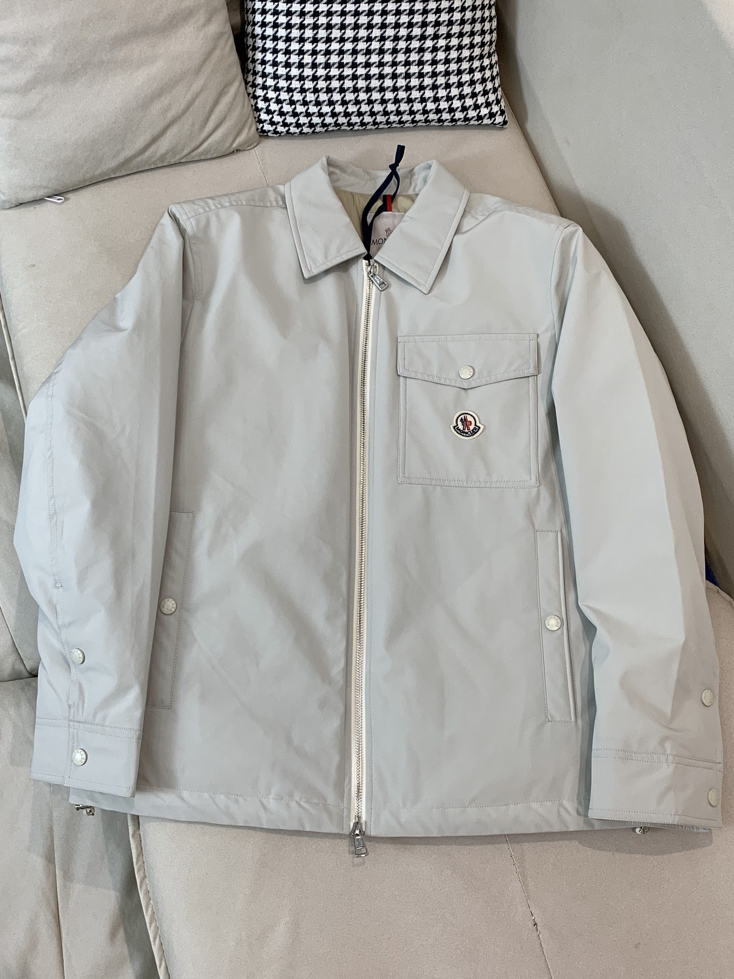 。 羽绒 蒙口羽绒服2025秋冬新款🆕原版1:1订制五金配件全进口原版定制 欢迎专柜对比 绝对的高品质 