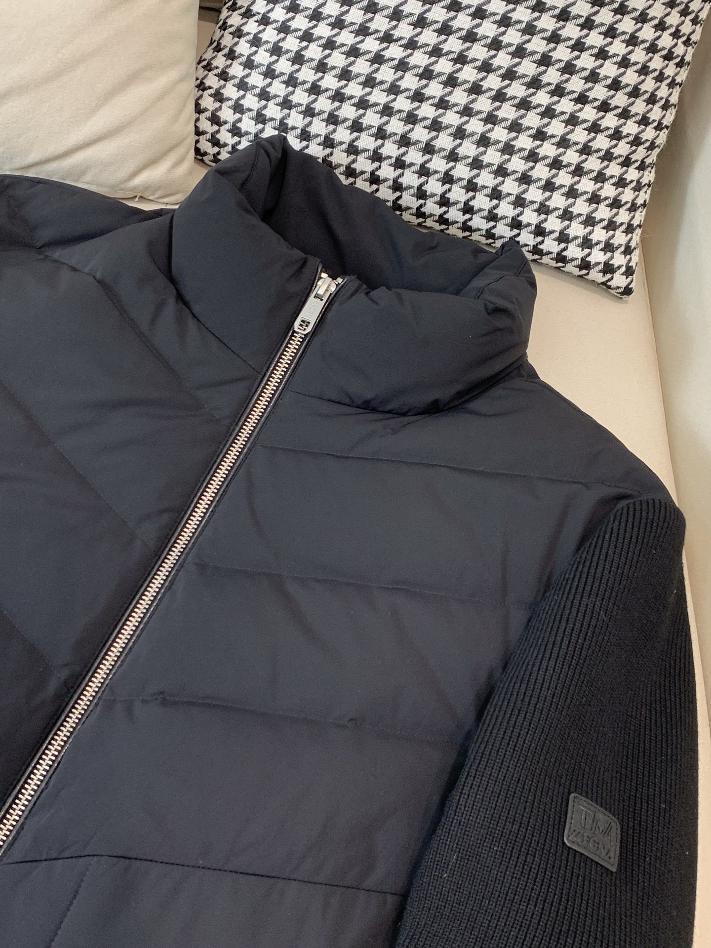 。2025杰尼亚秋冬新款🆕原版1:1订制五金配件全进口原版定制 欢迎专柜对比 绝对的高品质 采用顶级95