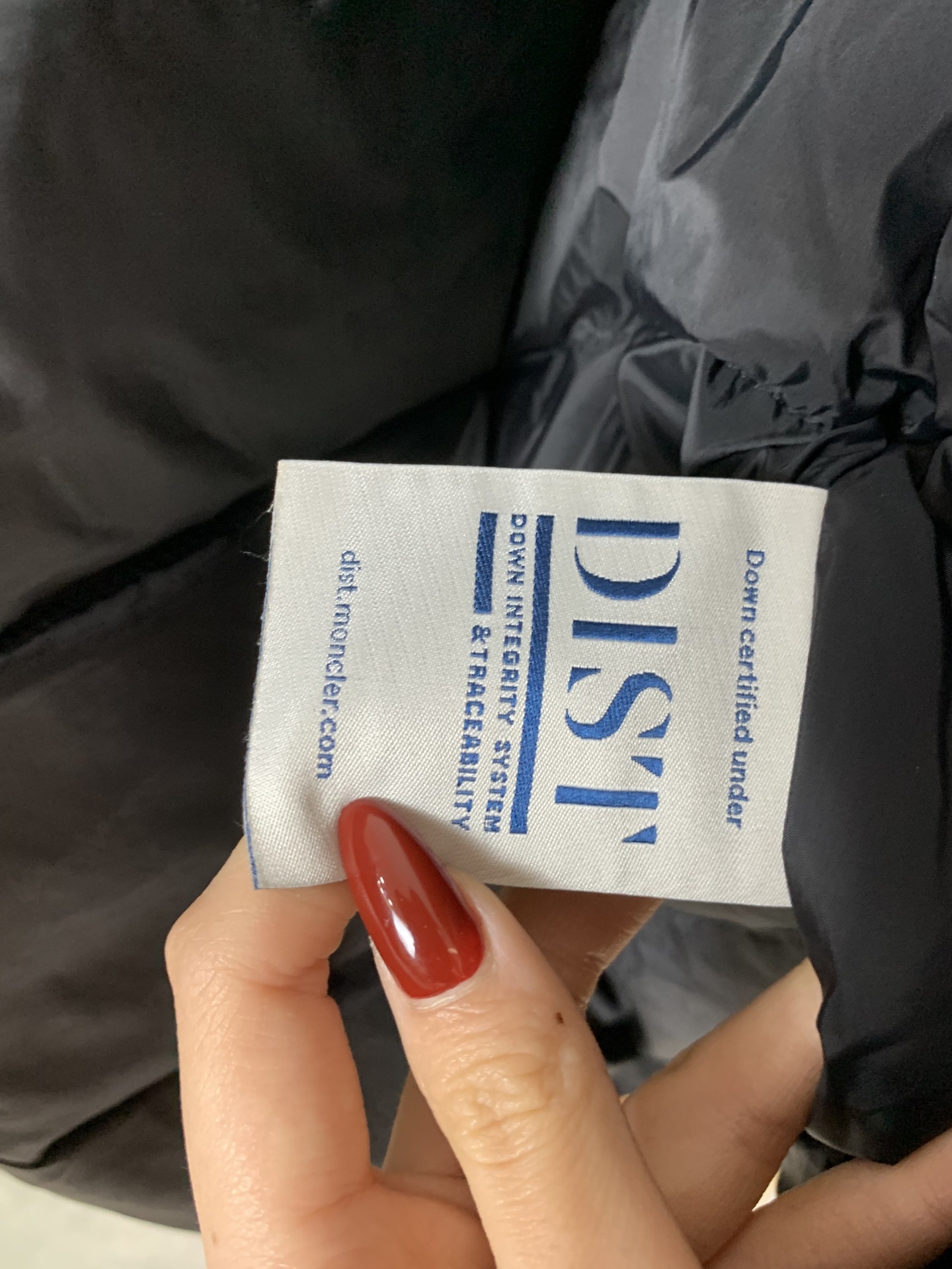 。2025SS秋冬季新款！-Moncl*r男士连帽羽绒服，高端轻奢的时尚风格，实穿百搭的款式，上身效果轻