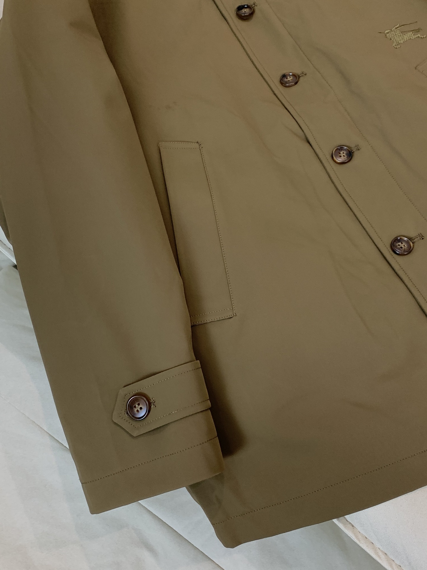 。羽绒 BURBERRY巴宝莉秋冬款男士商务内胆可拆卸羽绒服贸易公司渠道订单，必爆经典单品！！永不过时的