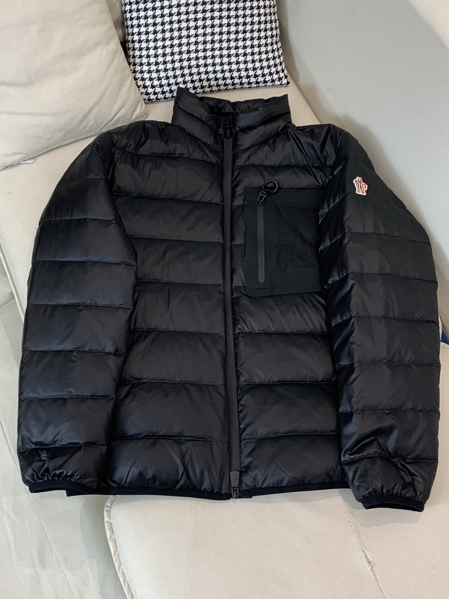 。羽绒 蒙口轻薄羽绒服2025秋冬新款🆕原版1:1订制五金配件全进口原版定制 欢迎专柜对比 绝对的高品质