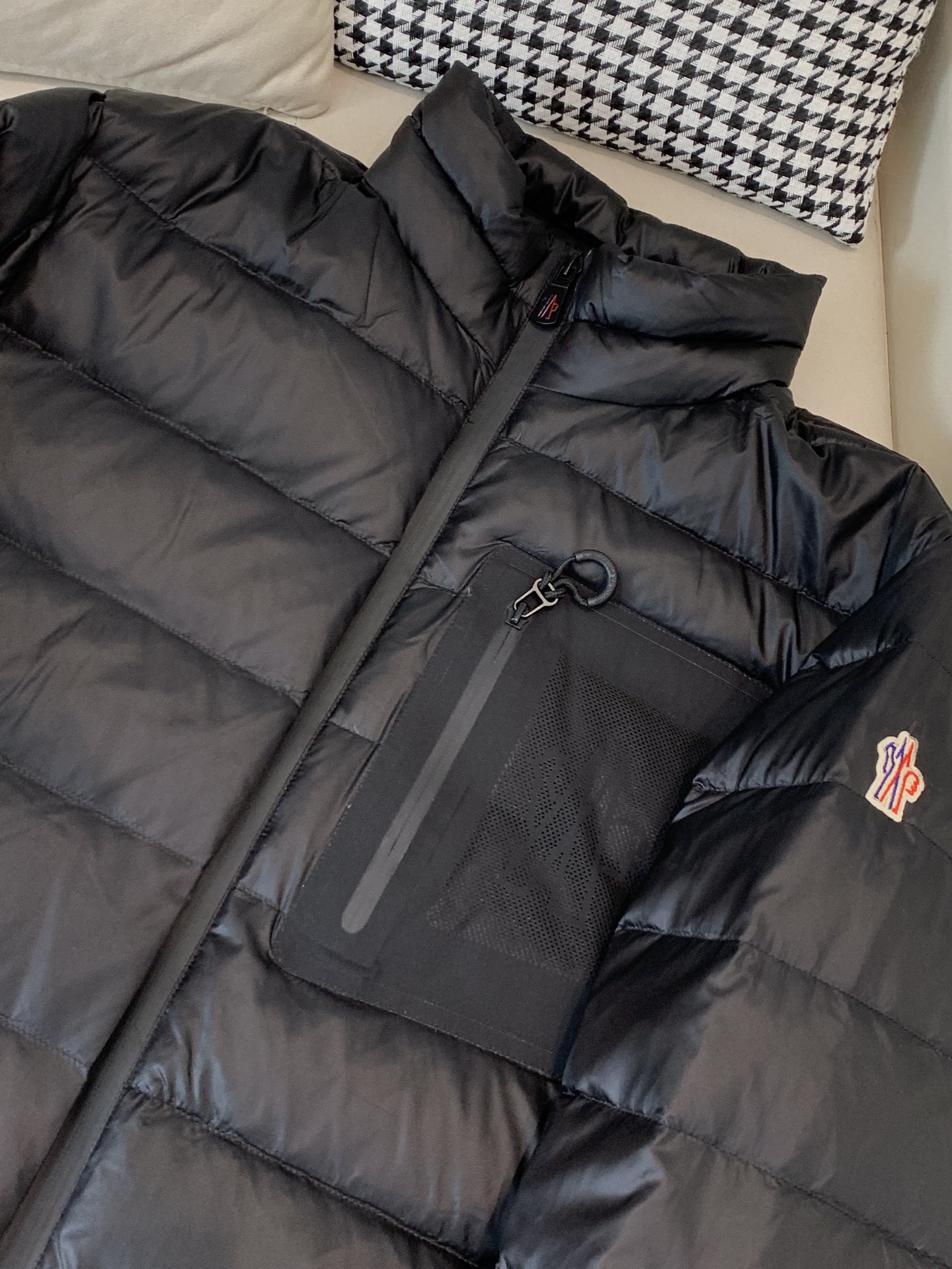 。羽绒 蒙口轻薄羽绒服2025秋冬新款🆕原版1:1订制五金配件全进口原版定制 欢迎专柜对比 绝对的高品质