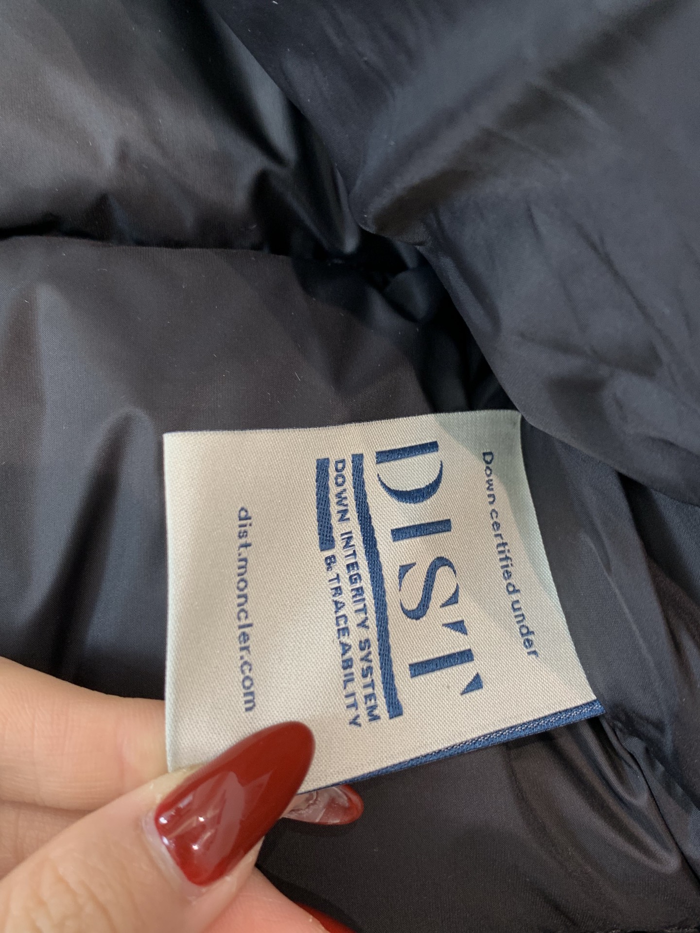 。⬆️Moncler【新品】冬季羽绒服夹克外套..火的一塌糊涂.反季柜台都是要抢的爆款❗️❗️❗️❗️❗