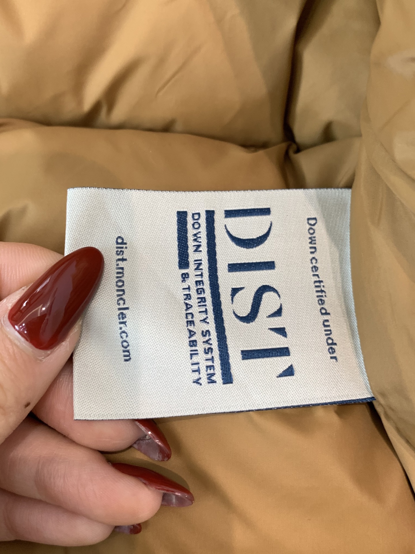 。⬆️Moncler【新品】冬季羽绒服夹克外套..火的一塌糊涂.反季柜台都是要抢的爆款❗️❗️❗️❗️❗