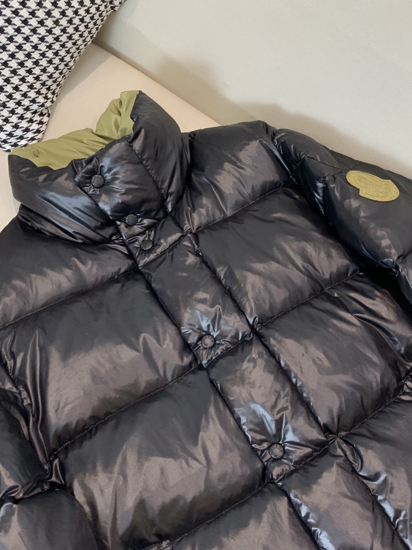 。2025秋冬新款🆕羽绒服 原版1:1订制五金配件全进口原版定制 欢迎专柜对比 绝对的高品质 采用顶级9