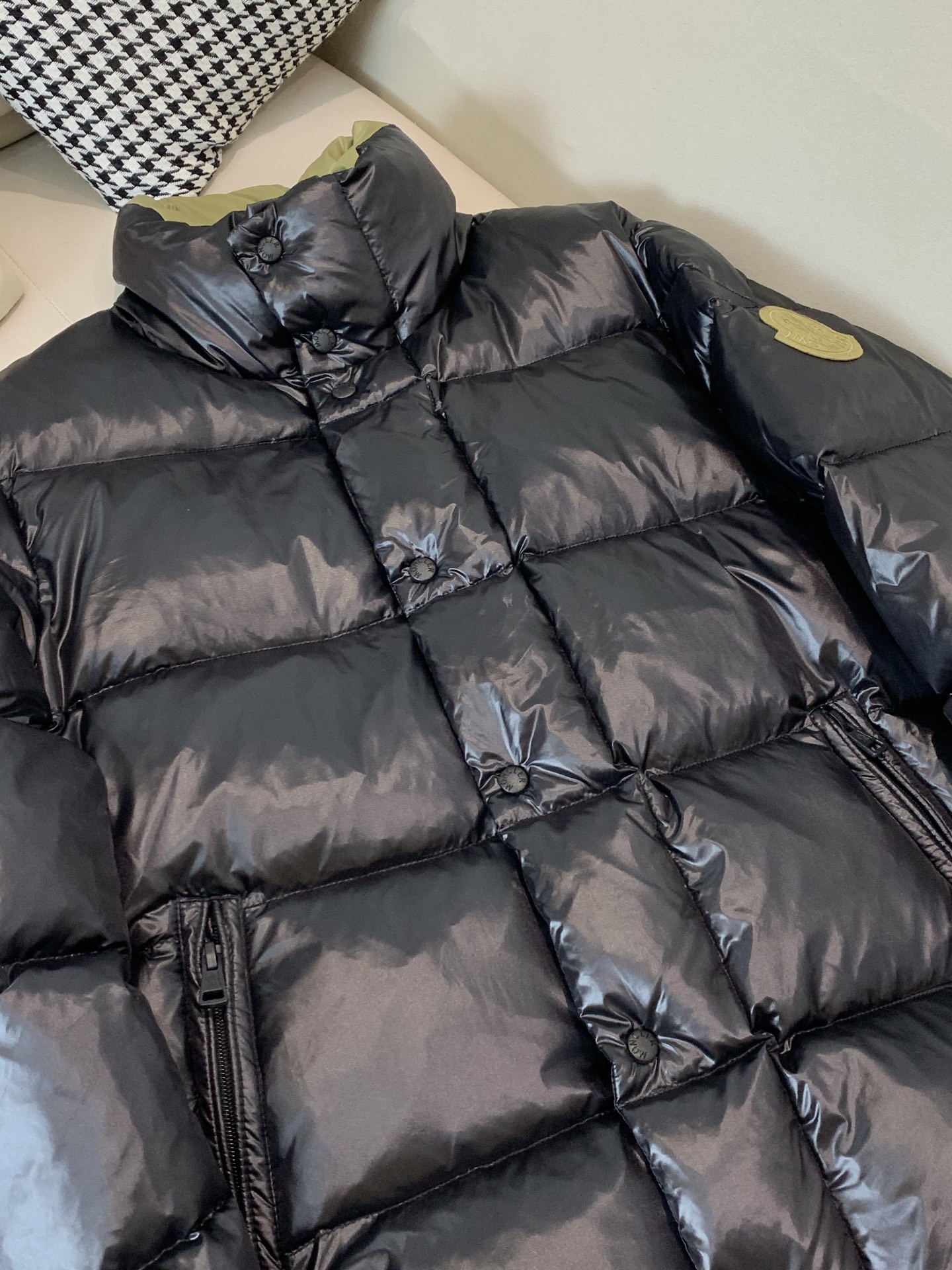 。2025秋冬新款🆕羽绒服 原版1:1订制五金配件全进口原版定制 欢迎专柜对比 绝对的高品质 采用顶级9