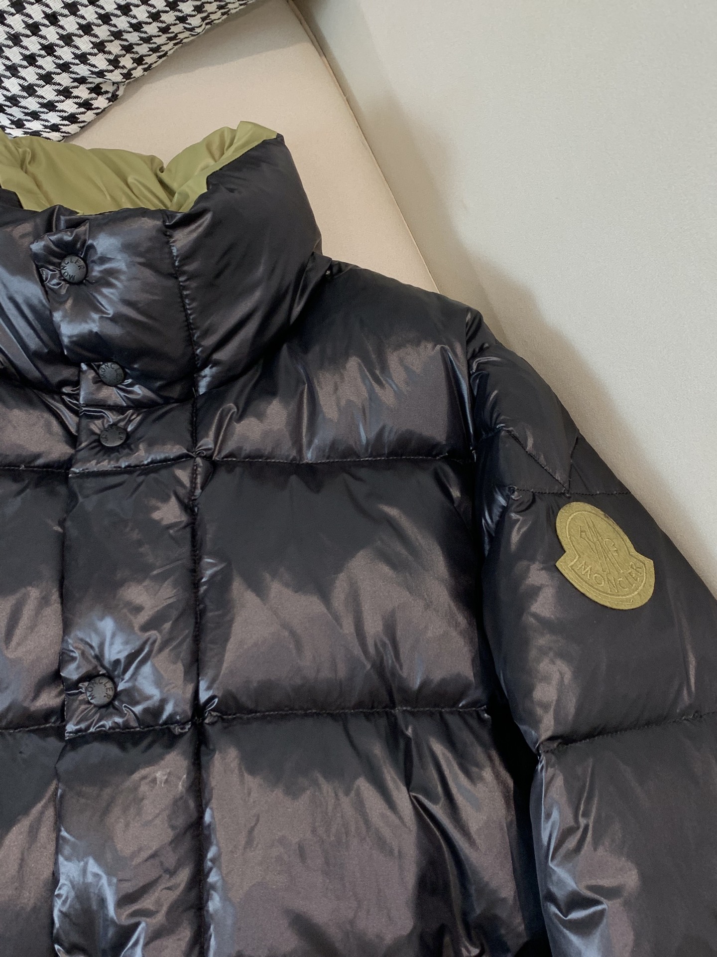 。2025秋冬新款🆕羽绒服 原版1:1订制五金配件全进口原版定制 欢迎专柜对比 绝对的高品质 采用顶级9