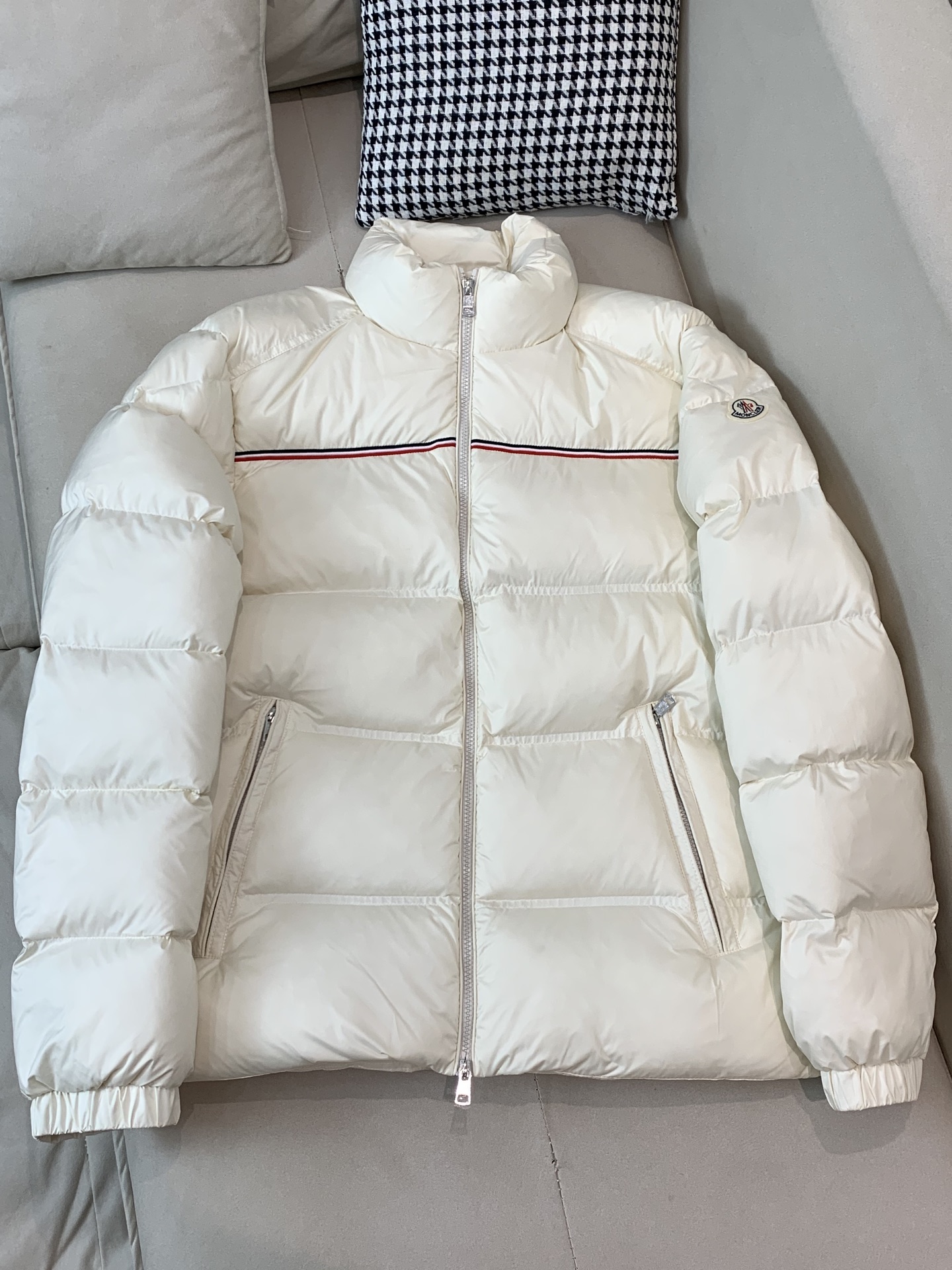 。羽绒 2025SS秋冬季出品新款！-Moncl*r立领羽绒服夹克外套 采用新国标90白鸭绒 男士轻奢时