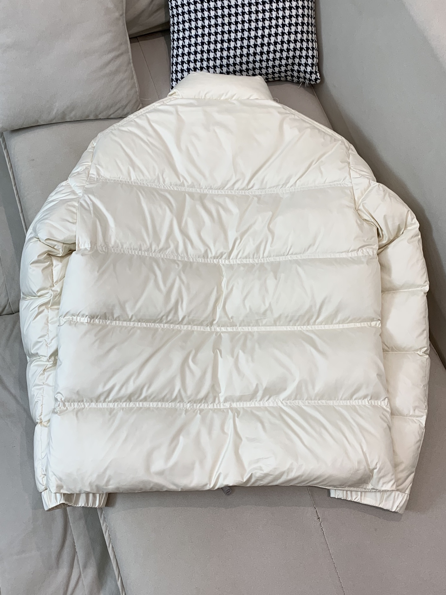 羽绒 2025SS秋冬季出品新款！-Moncl*r立领羽绒服夹克外套 采用新国标90白鸭绒 男士轻奢时尚