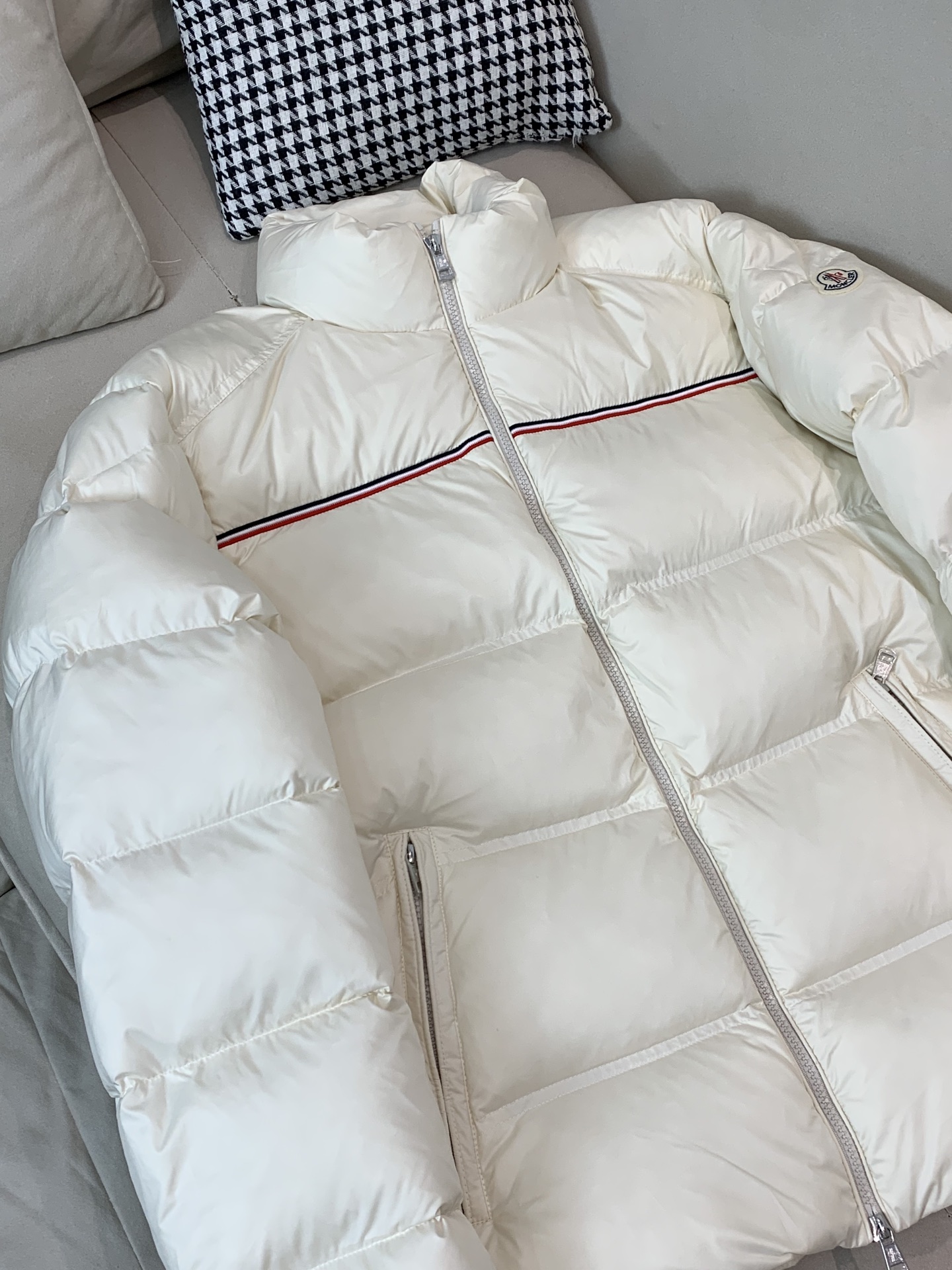 羽绒 2025SS秋冬季出品新款！-Moncl*r立领羽绒服夹克外套 采用新国标90白鸭绒 男士轻奢时尚