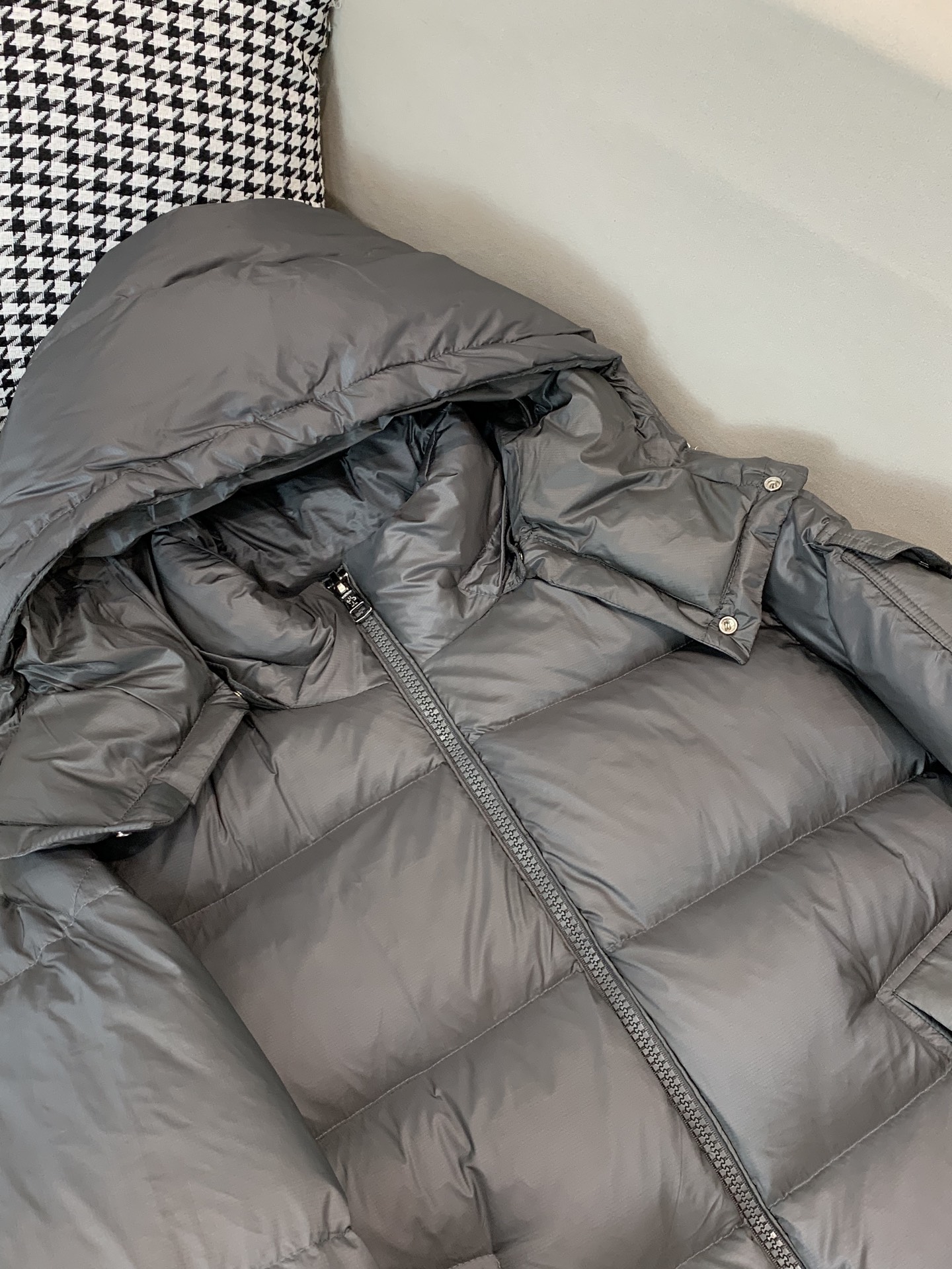 羽绒 2025SS秋冬季出品新款！-Moncl*r连帽羽绒服夹克外套 采用新国标90白鸭绒 帽子可拆卸 