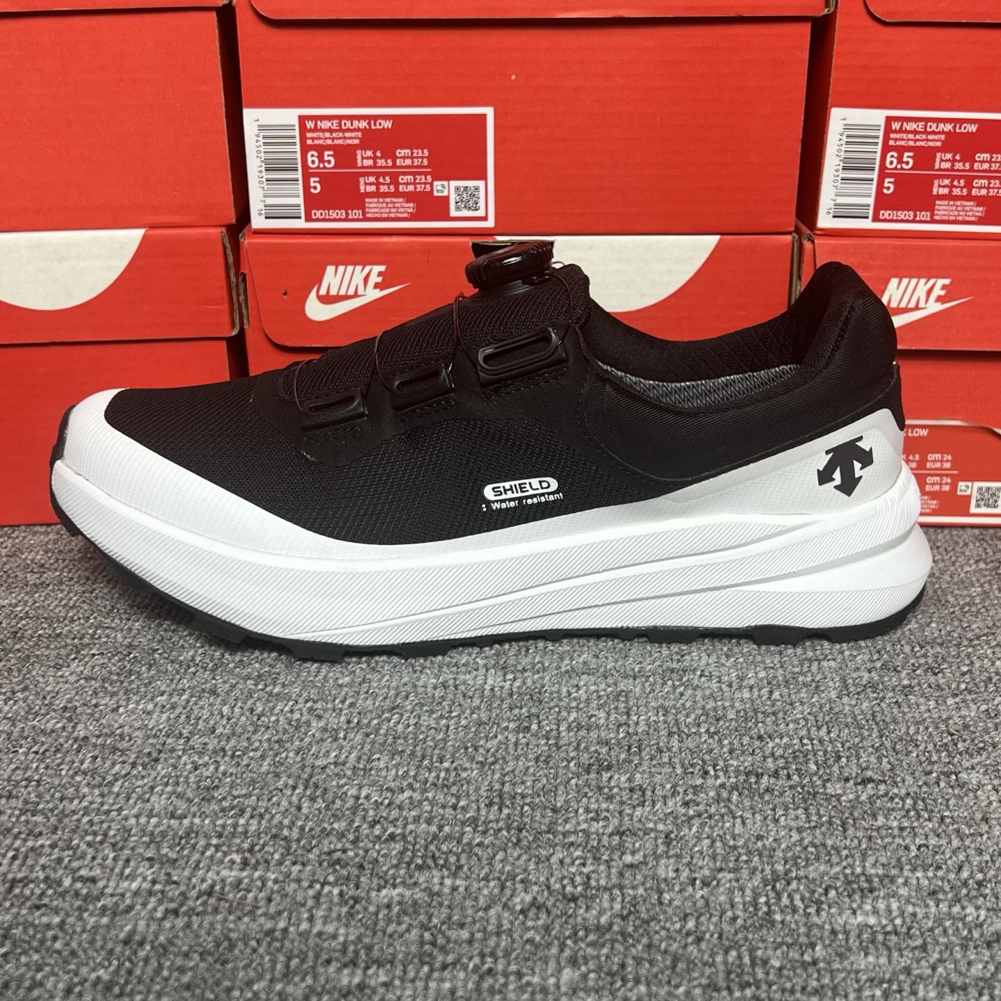 Z版迪桑特DESCENTE DUALIS MC都市通勤 时尚 耐磨 低帮 生活休闲鞋 系列出货
尺码：39-45
编码：AB492356