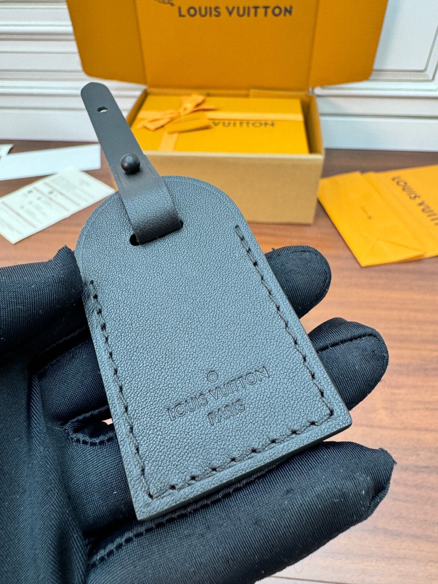 M12599私品(163动态UID )进口菱形面料 (品质第九次升级,进口原厂皮.专柜同步,动态电子芯片