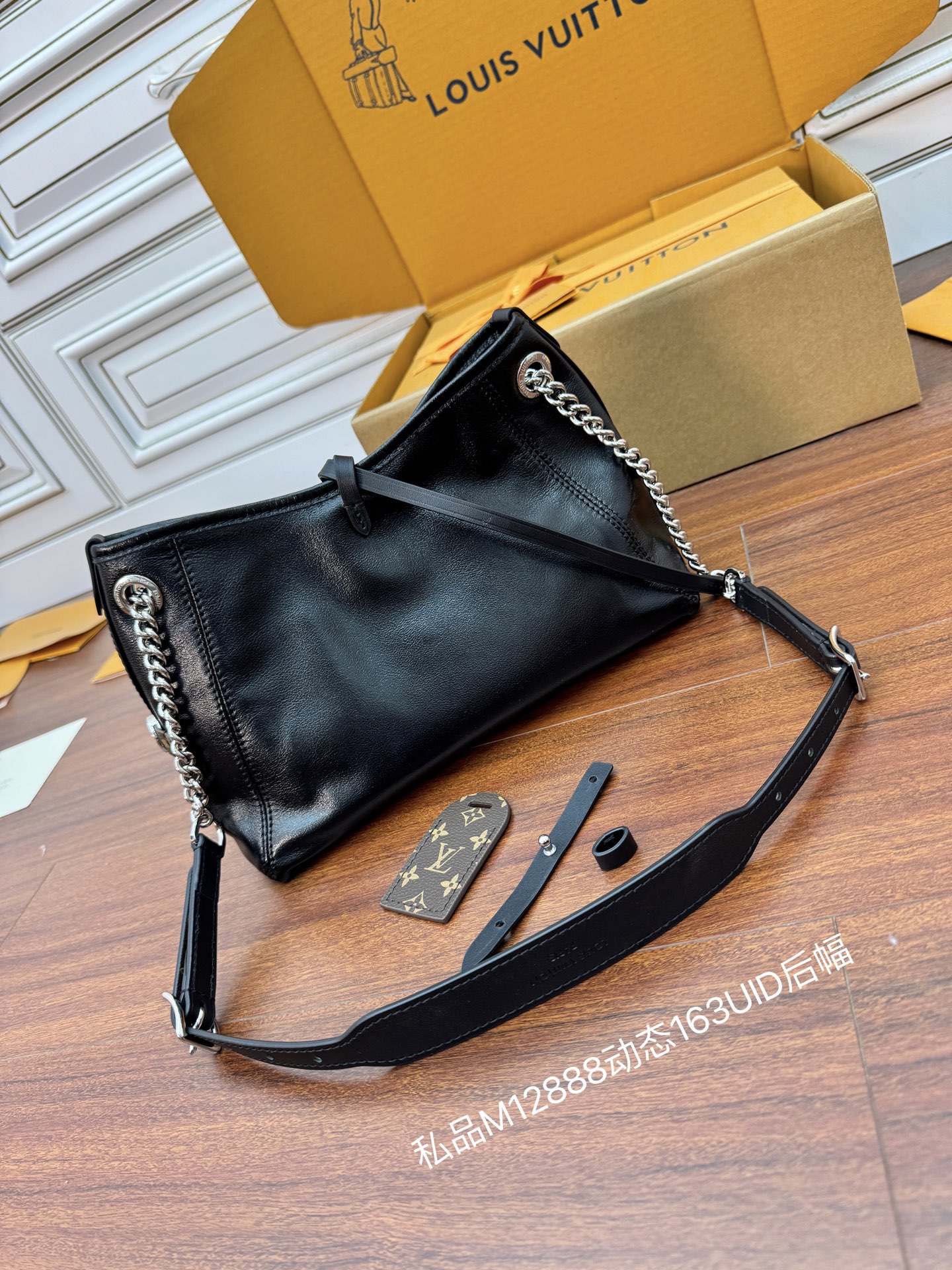 M12888私品(163动态UID )进口菱形面料 (品质第九次升级,进口原厂皮.专柜同步,动态电子芯片