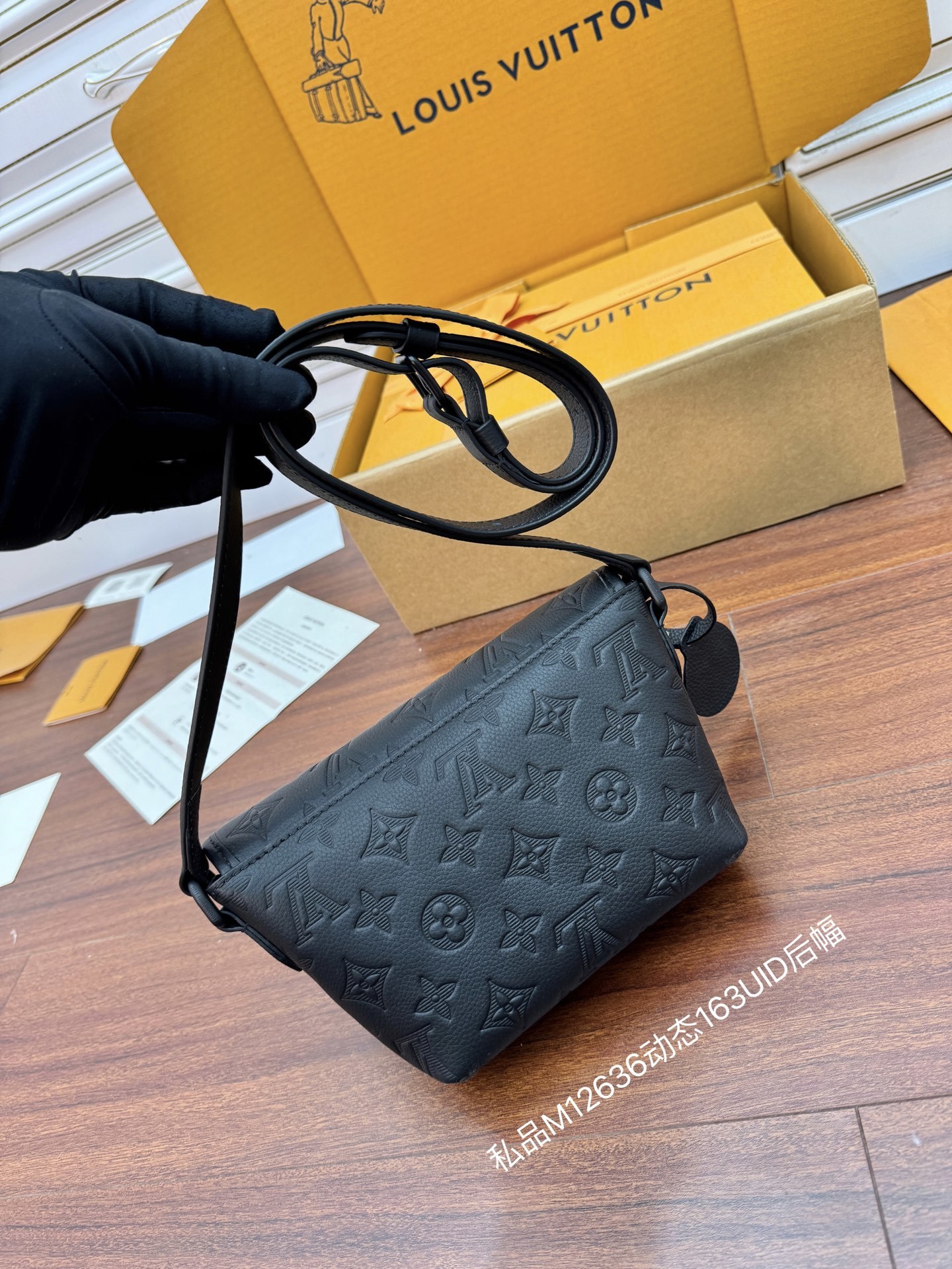 M12636私品(163动态UID )进口菱形面料 (品质第九次升级,进口原厂皮.专柜同步,动态电子芯片