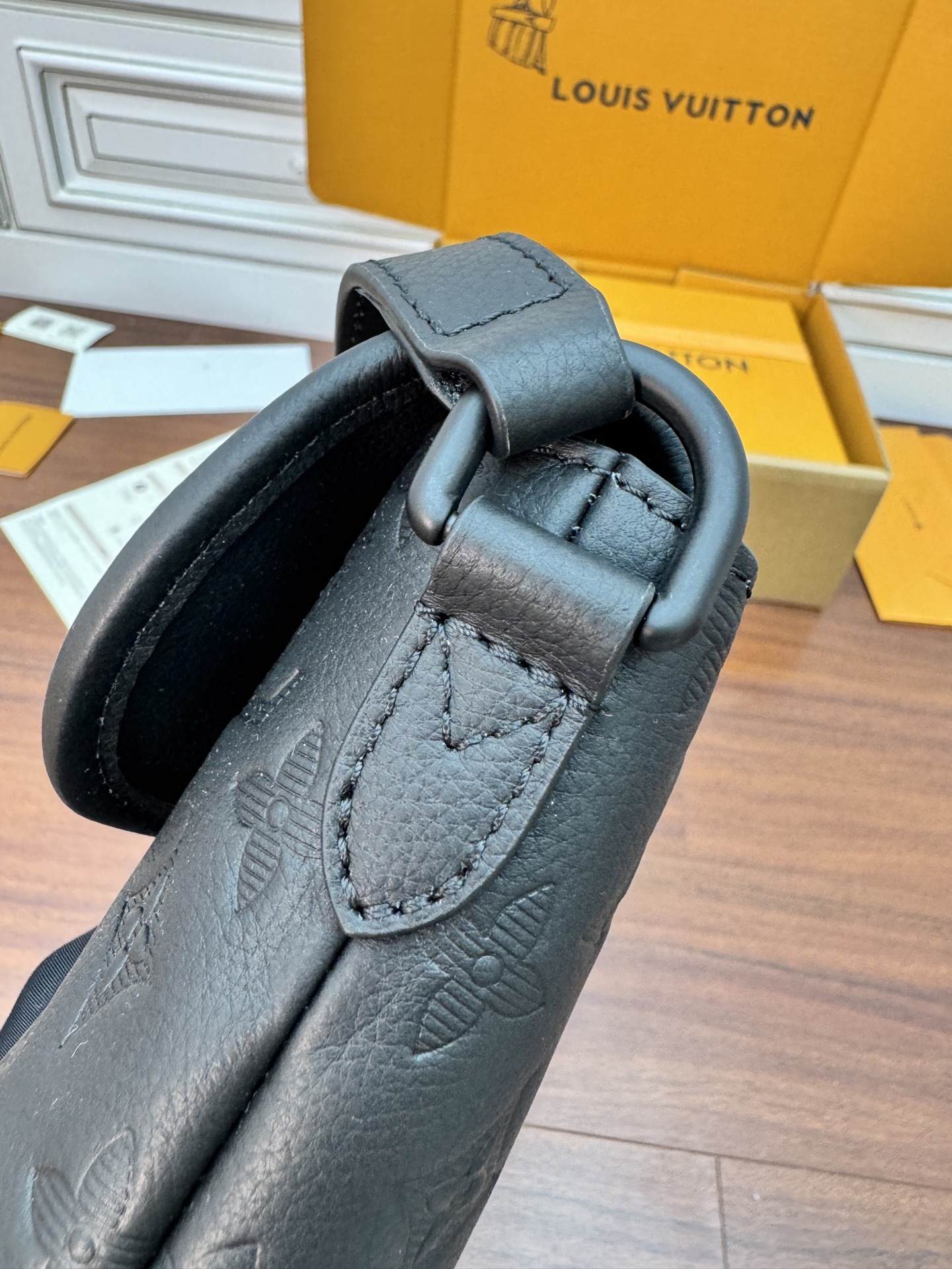 M12636私品(163动态UID )进口菱形面料 (品质第九次升级,进口原厂皮.专柜同步,动态电子芯片