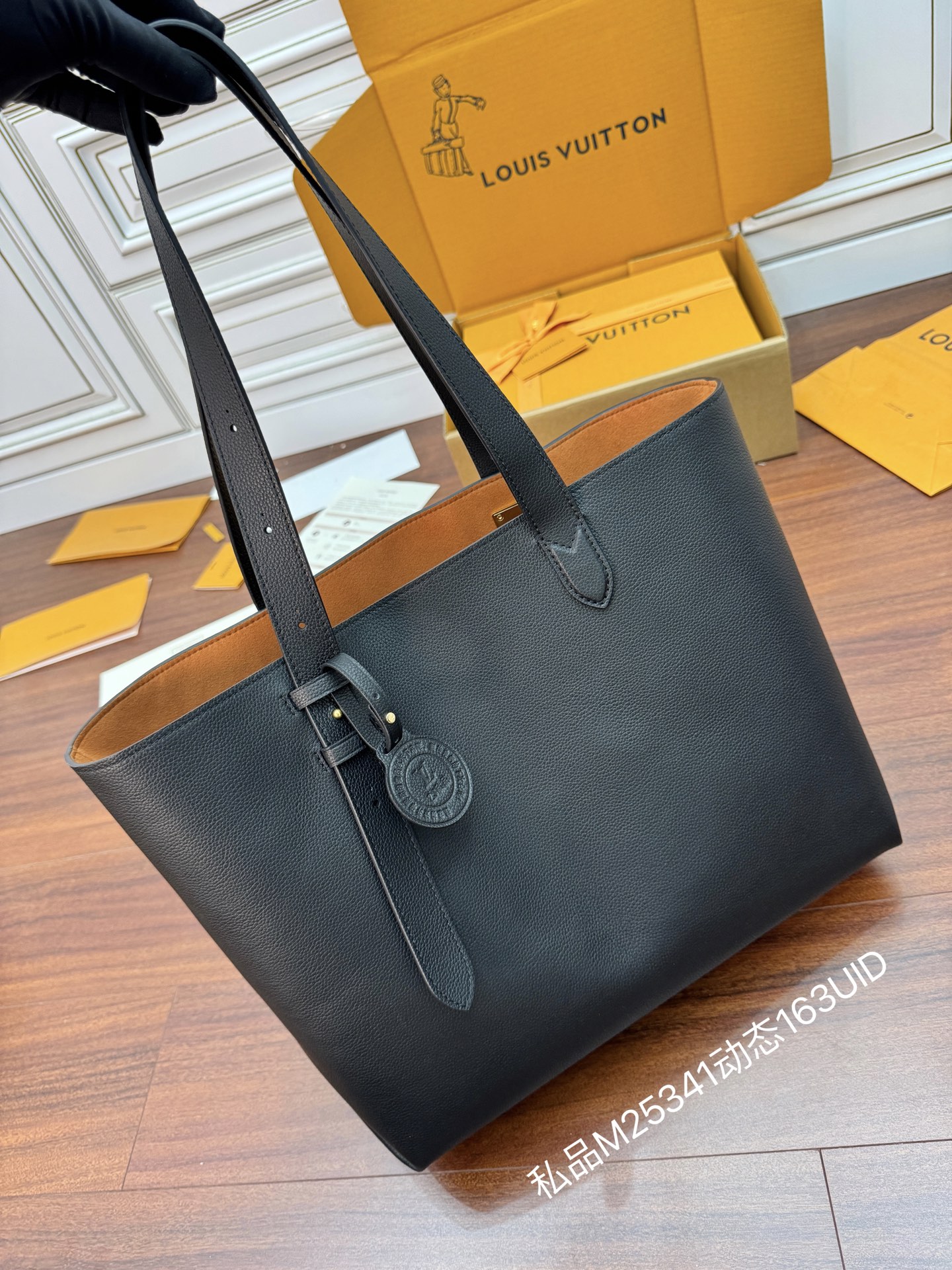 M25341私品（163动态UID ）进口菱形面料 （品质第九次升级，进口原厂皮．专柜同步，动态电子芯片