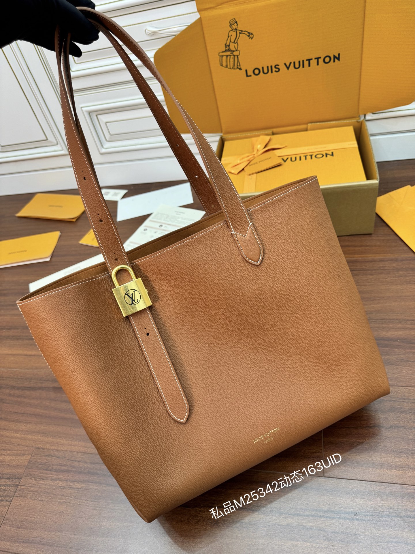 M25342私品（163动态UID ）进口菱形面料 （品质第九次升级，进口原厂皮．专柜同步，动态电子芯片