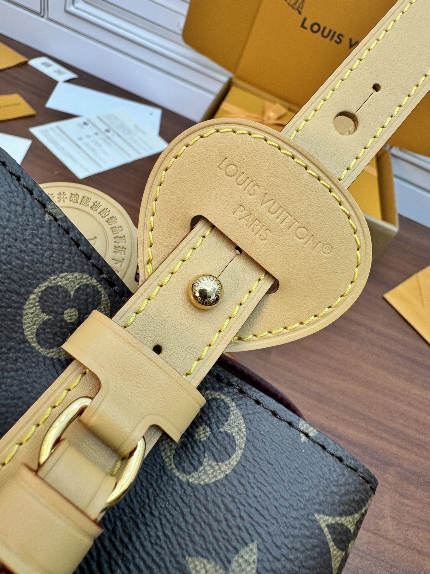 M12925私品(163动态UID )进口菱形面料 (品质第九次升级,进口原厂皮.专柜同步,动态电子芯片