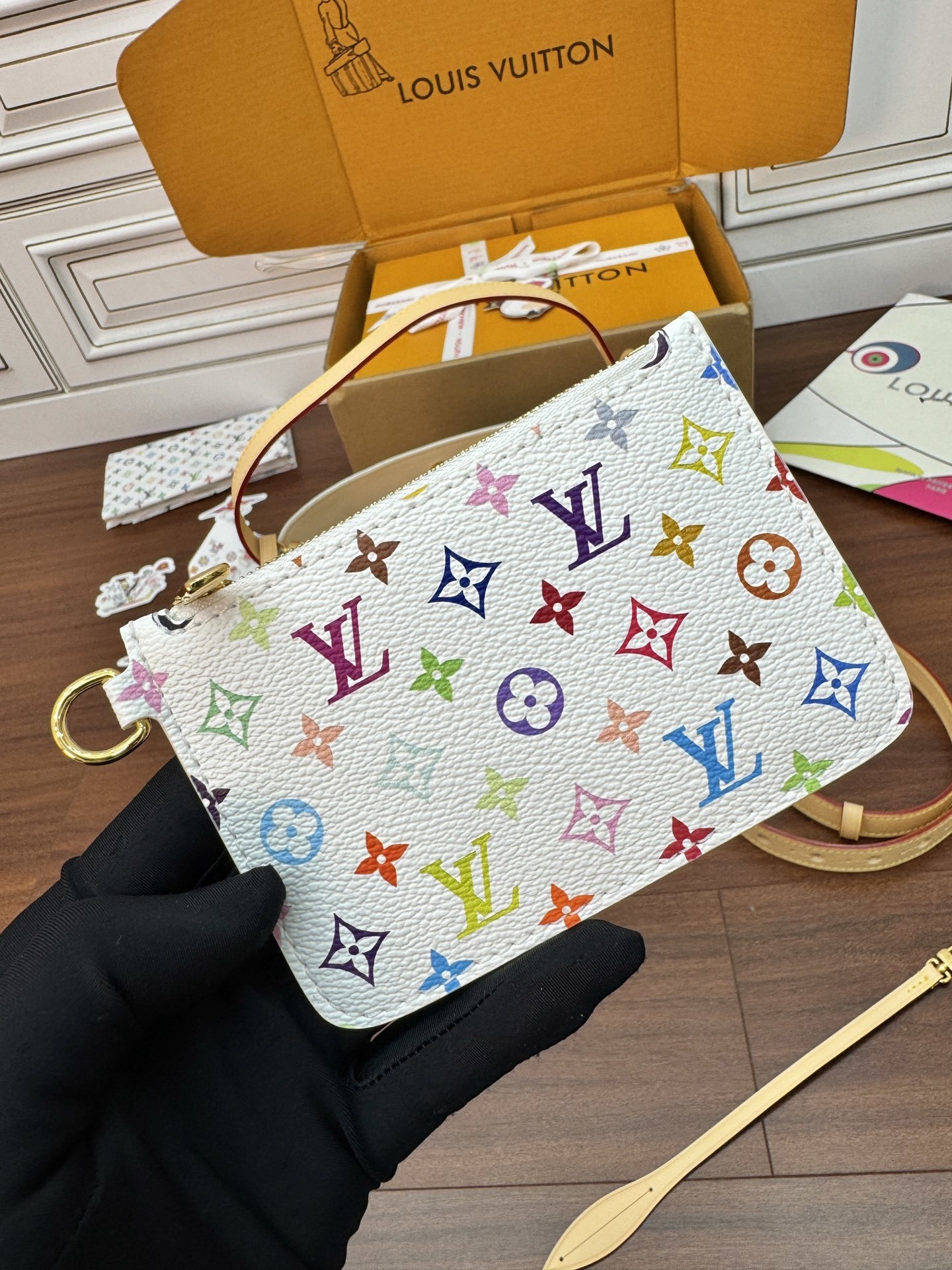 M13089私品(163动态UID )进口菱形面料 (品质第九次升级,进口原厂皮.专柜同步,动态电子芯片