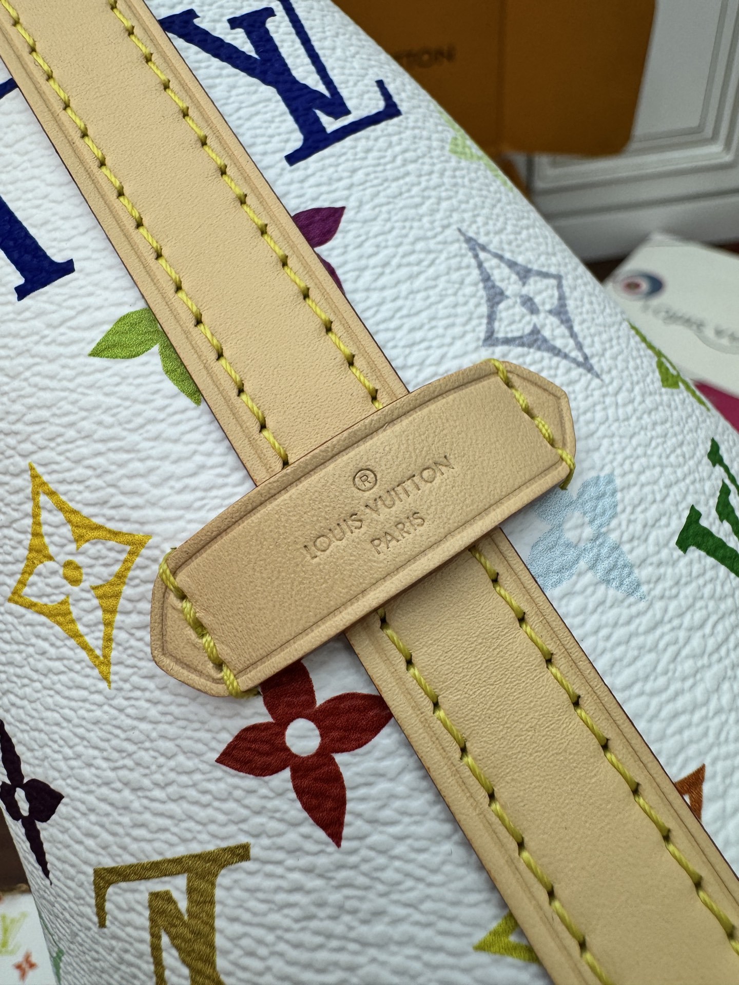 M13661私品(163动态UID )进口菱形面料 (品质第九次升级,进口原厂皮.专柜同步,动态电子芯片