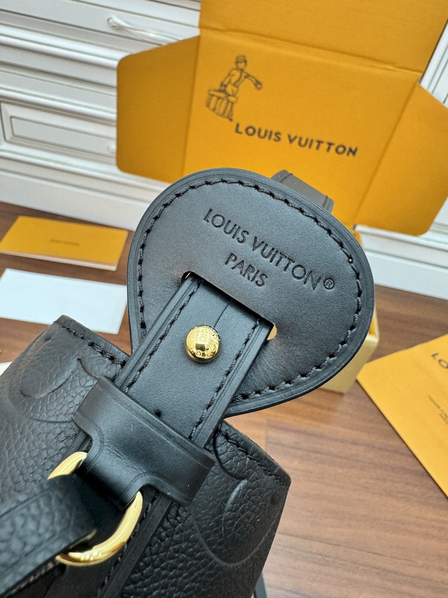 M13480私品(163动态UID )进口菱形面料 (品质第九次升级,进口原厂皮.专柜同步,动态电子芯片