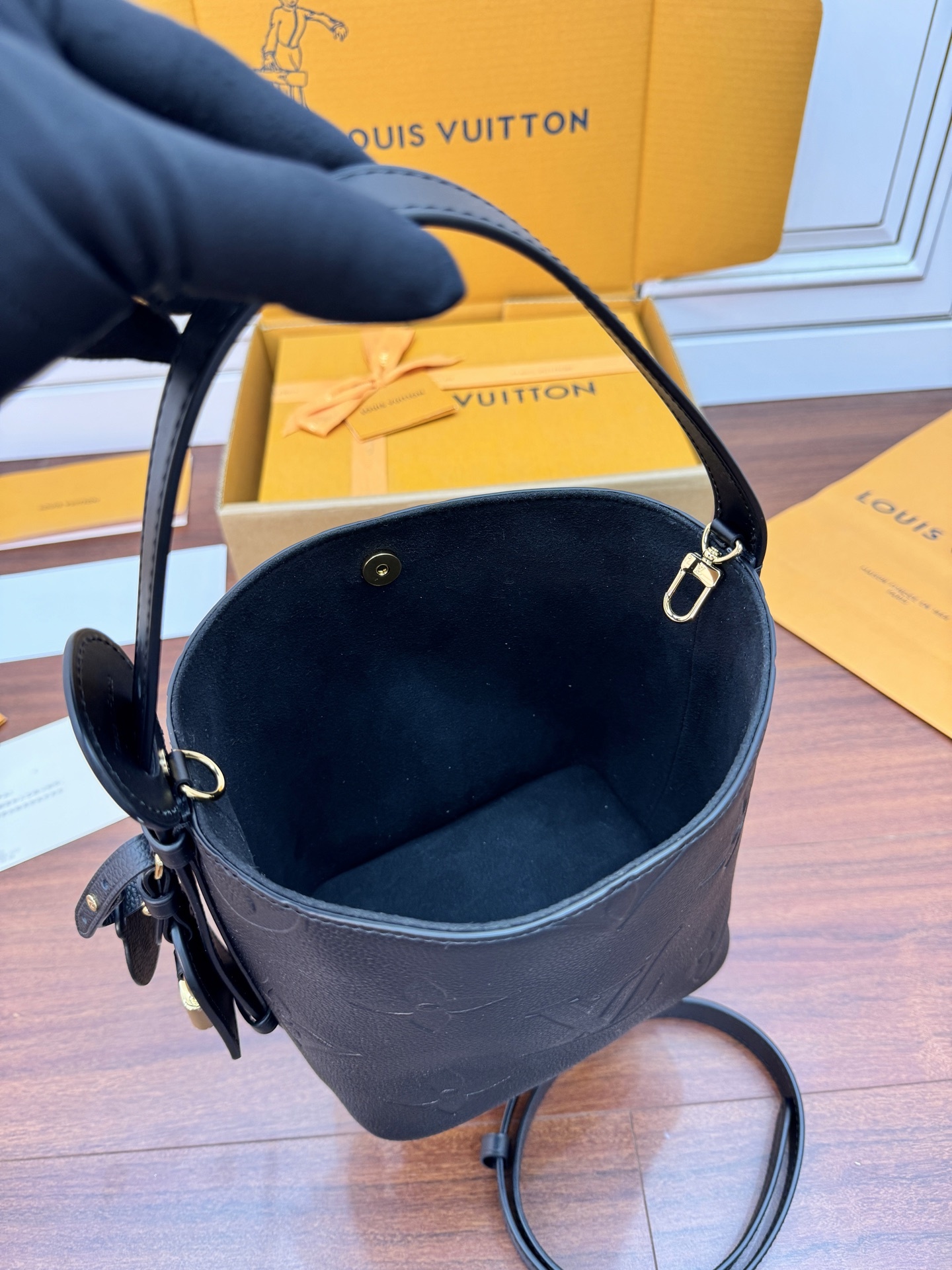 M13480私品(163动态UID )进口菱形面料 (品质第九次升级,进口原厂皮.专柜同步,动态电子芯片