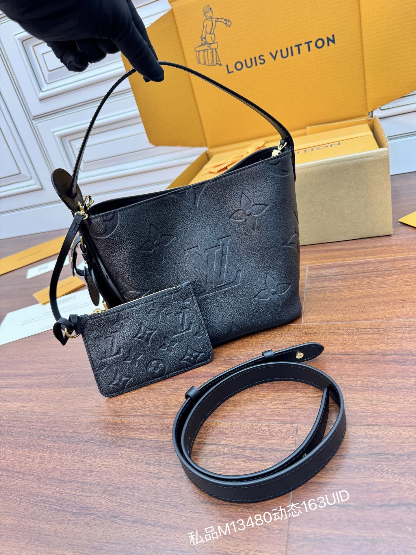 M13480私品(163动态UID )进口菱形面料 (品质第九次升级,进口原厂皮.专柜同步,动态电子芯片