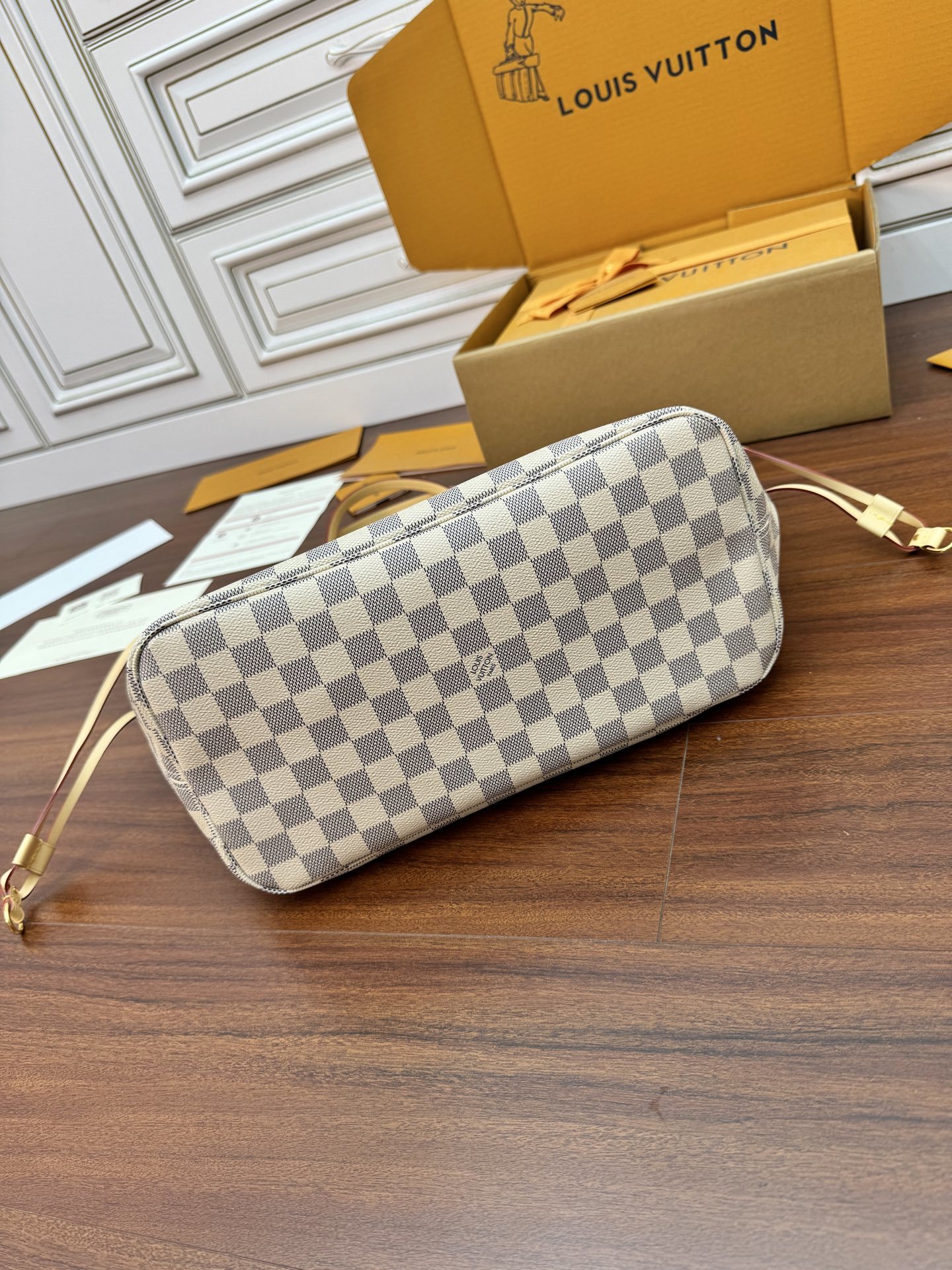 N40604私品(163动态UID )进口菱形面料 (品质第九次升级,进口原厂皮.专柜同步,动态电子芯片