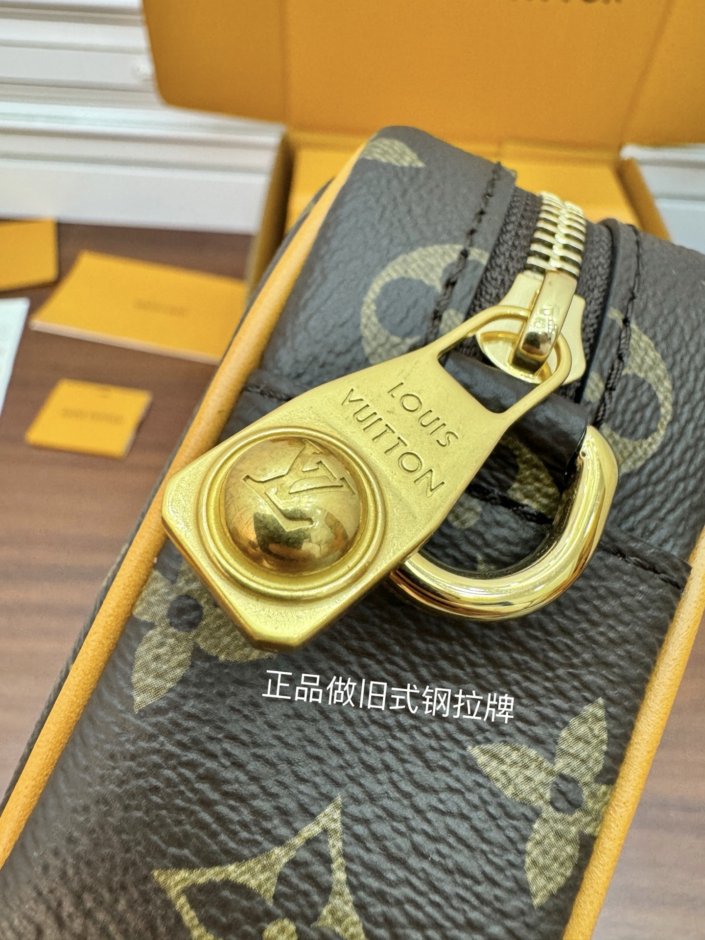 M14058私品(163动态UID )进口菱形面料 (品质第九次升级,进口原厂皮.专柜同步,动态电子芯片