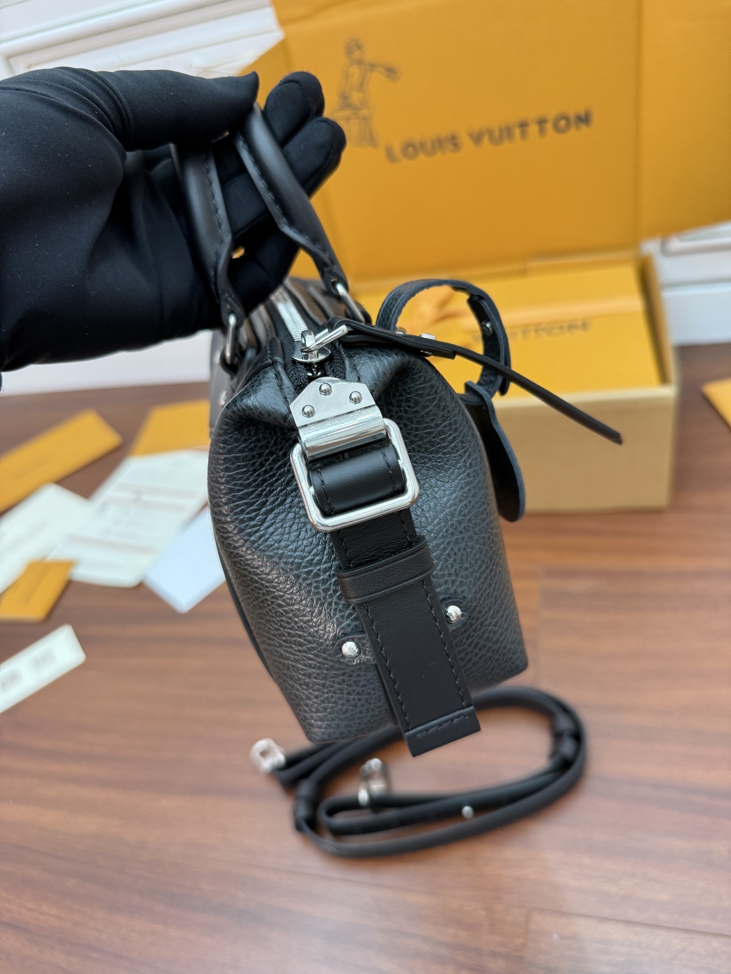 M14623私品(163动态UID )进口菱形面料 (品质第九次升级,进口原厂皮.专柜同步,动态电子芯片