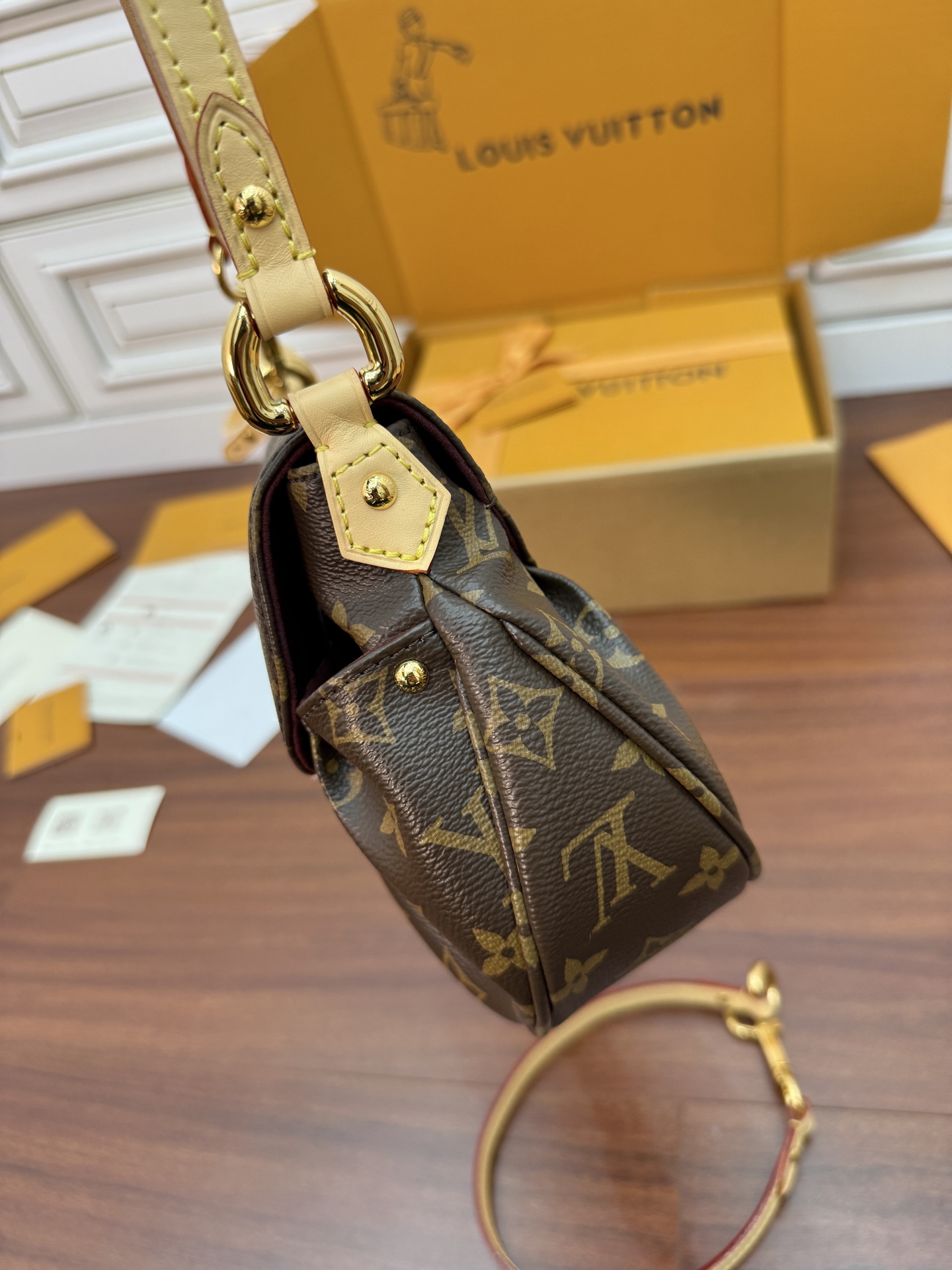 Louis Vuitton Monogram Canvas Louise Shoulder Bag, 27x18x3cm 8 i1749696700618 9976 0 6