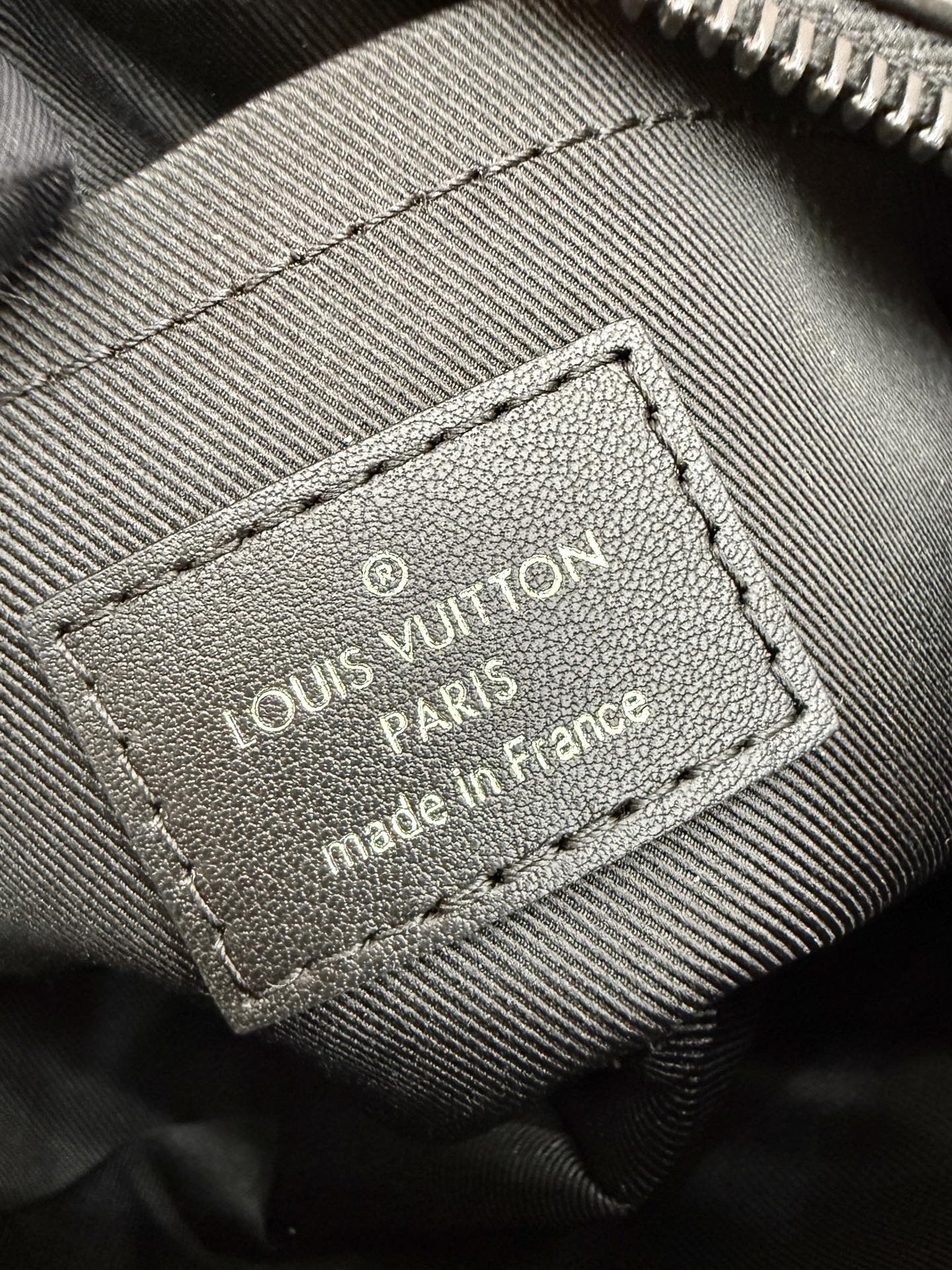 Louis Vuitton M44735 Black Monogram Embossed Leather Messenger Bag 7 i1749786137779 8424 0 5