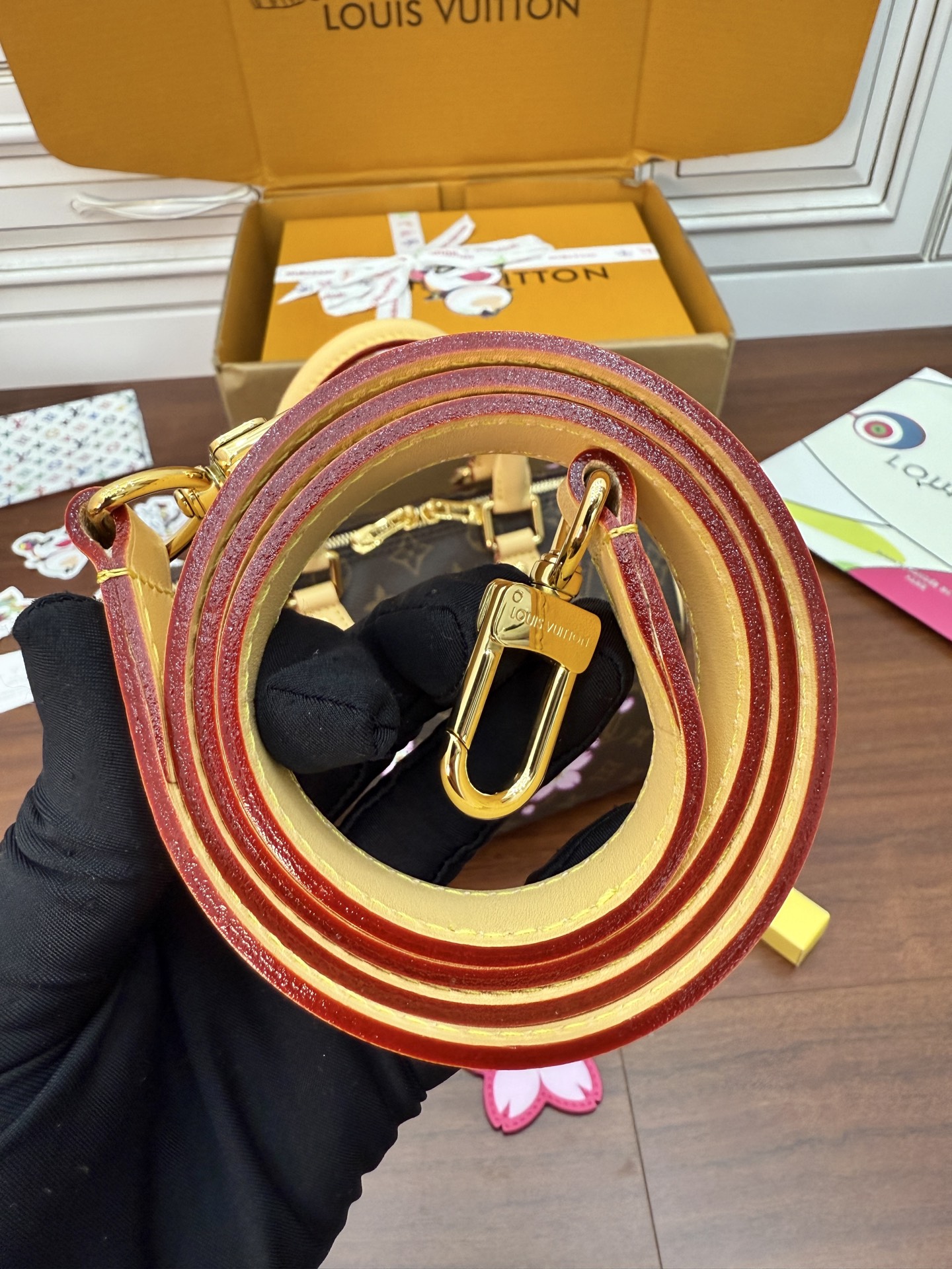 M14174私品(163动态UID )进口菱形面料 (品质第九次升级,进口原厂皮.专柜同步,动态电子芯片