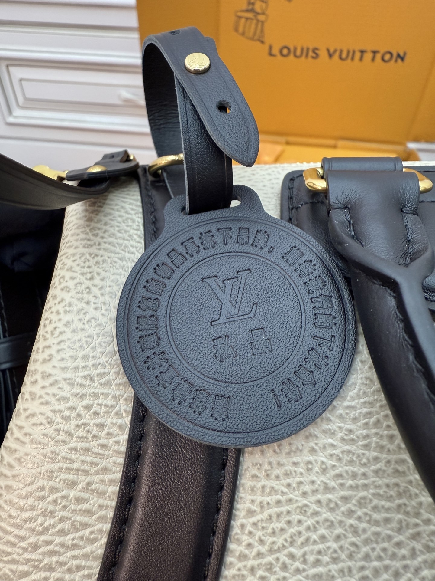 M14721私品(163动态UID )进口菱形面料 (品质第九次升级,进口原厂皮.专柜同步,动态电子芯片