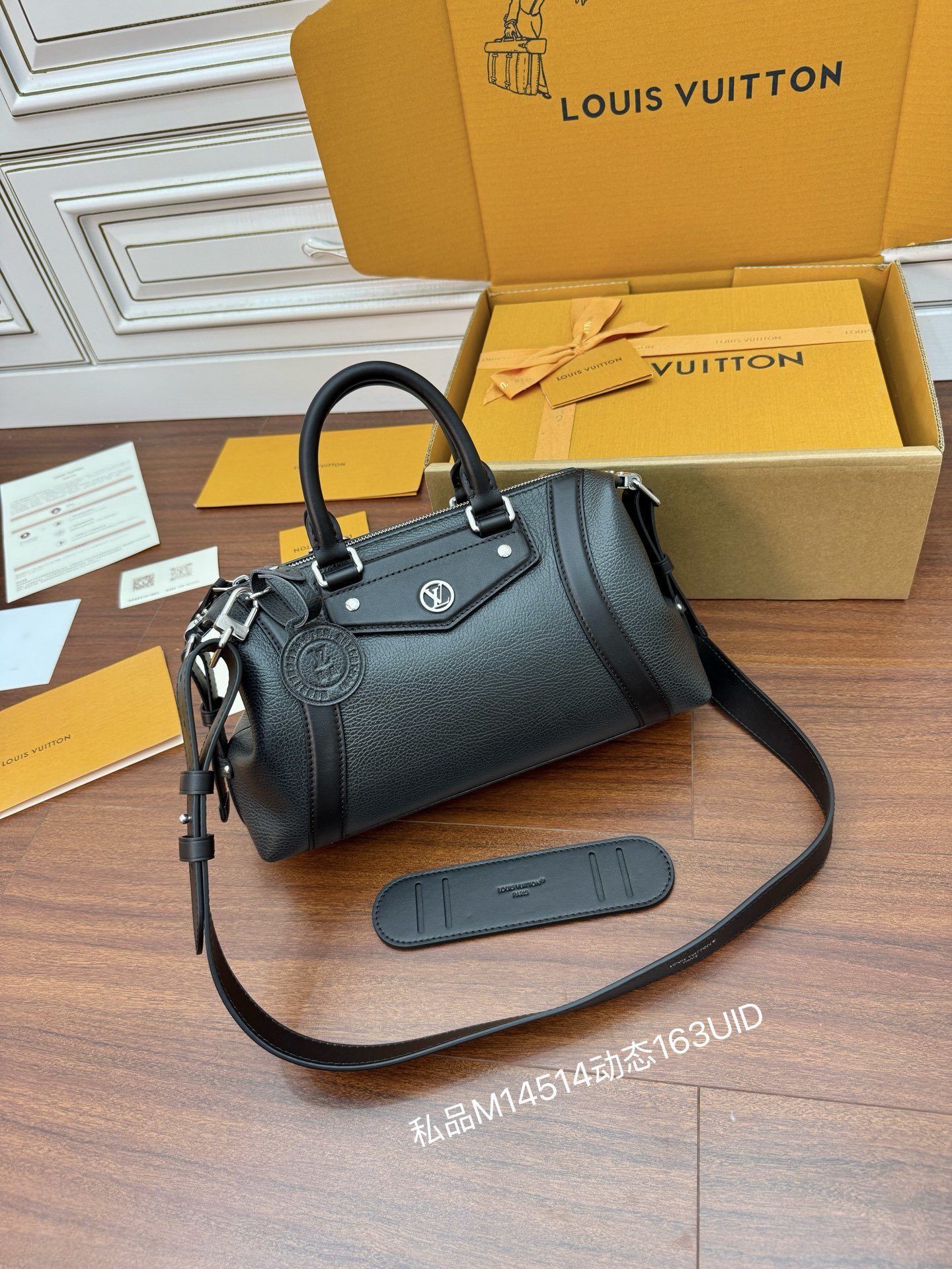 M14514私品(163动态UID )进口菱形面料 (品质第九次升级,进口原厂皮.专柜同步,动态电子芯片